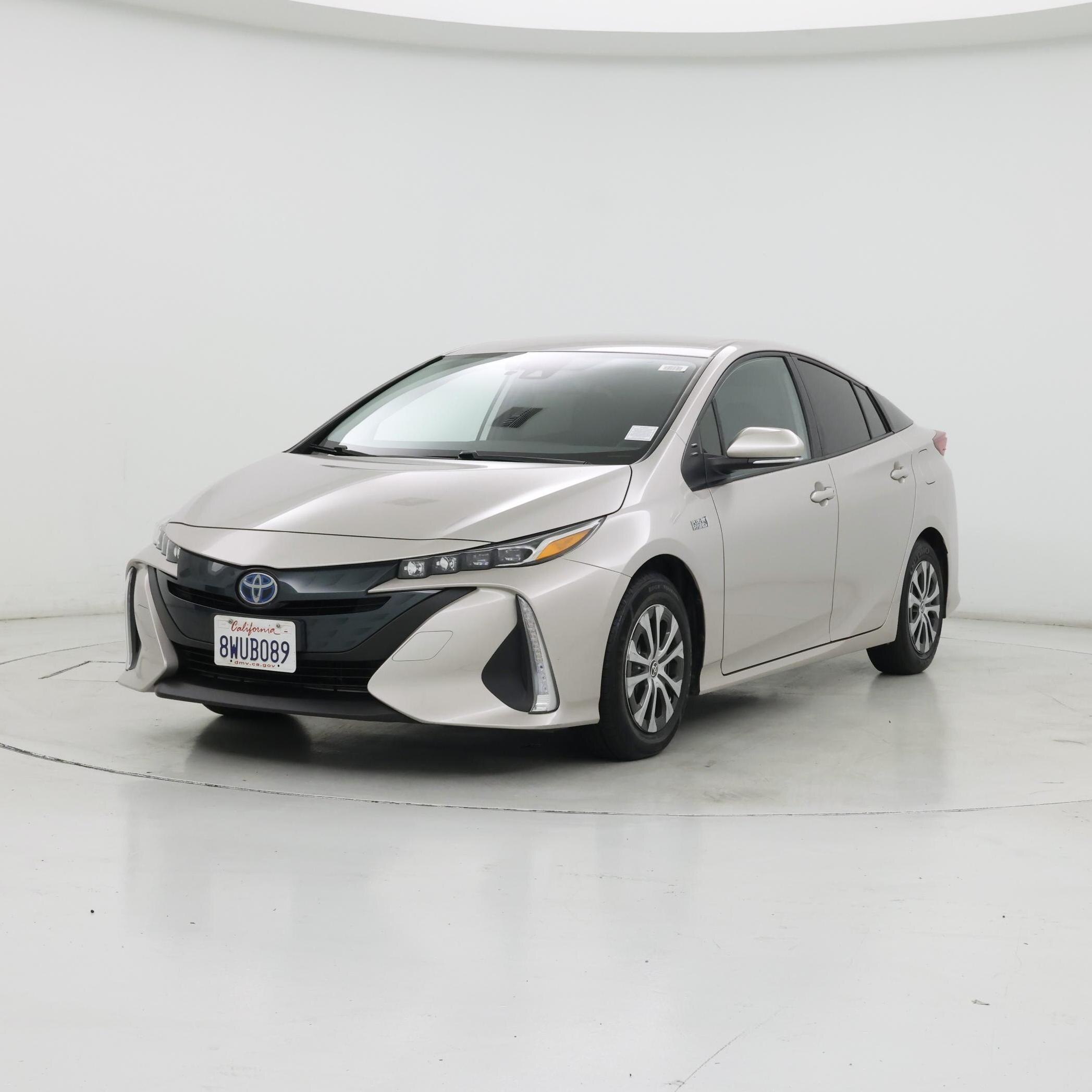 Thumbnail: 2021 Toyota Prius Prime - 4