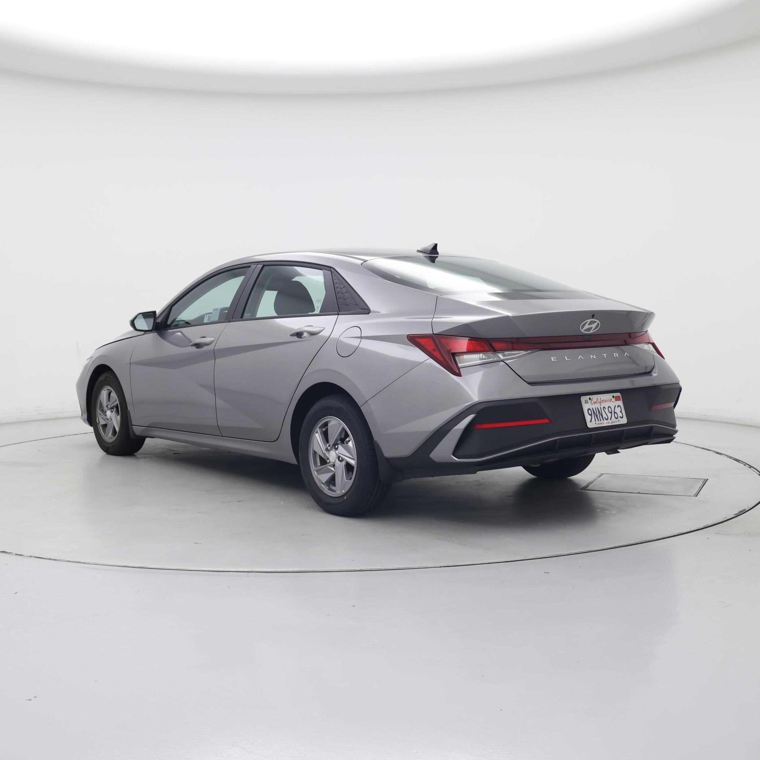 Thumbnail: 2024 Hyundai Elantra - 2