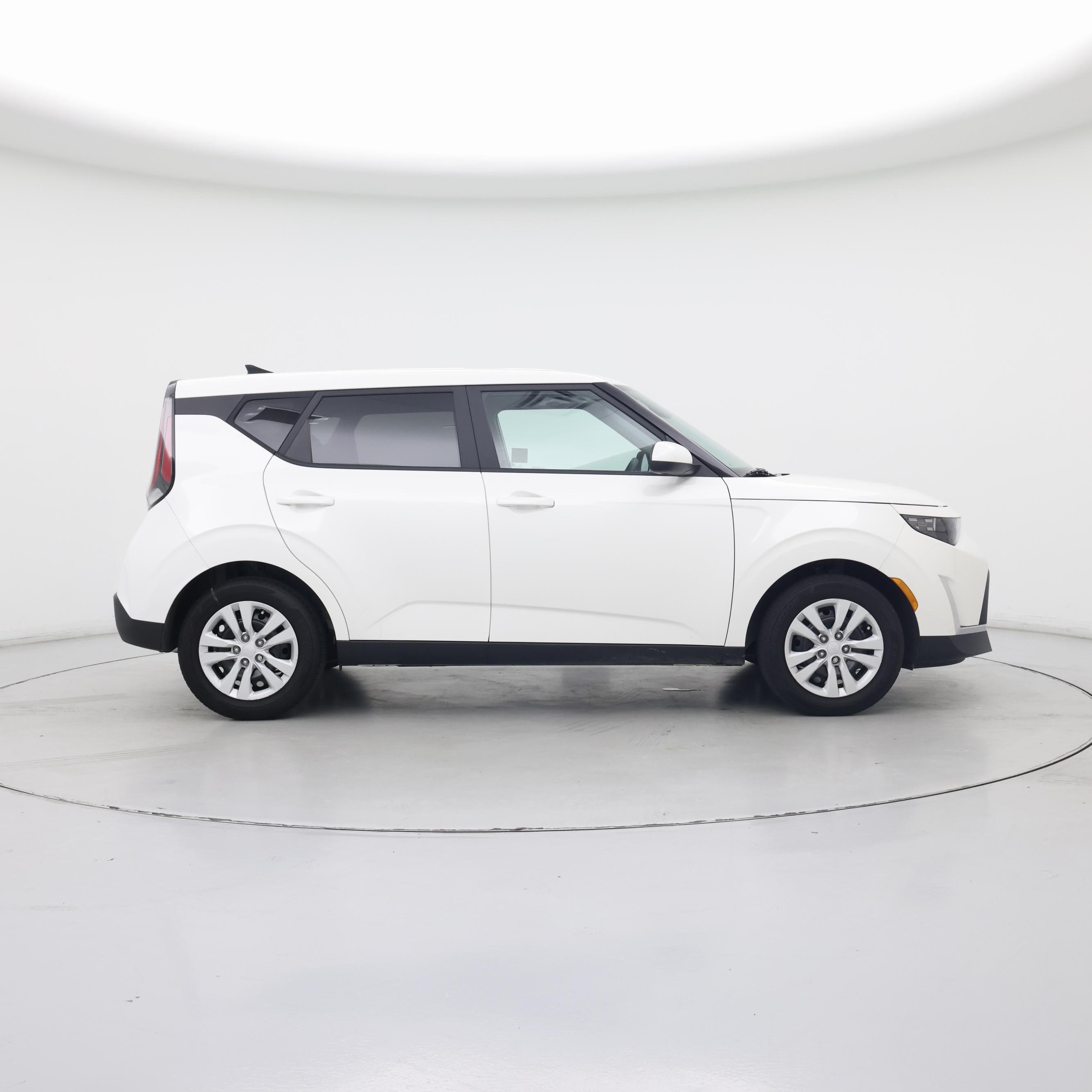 Thumbnail: 2023 Kia Soul - 7