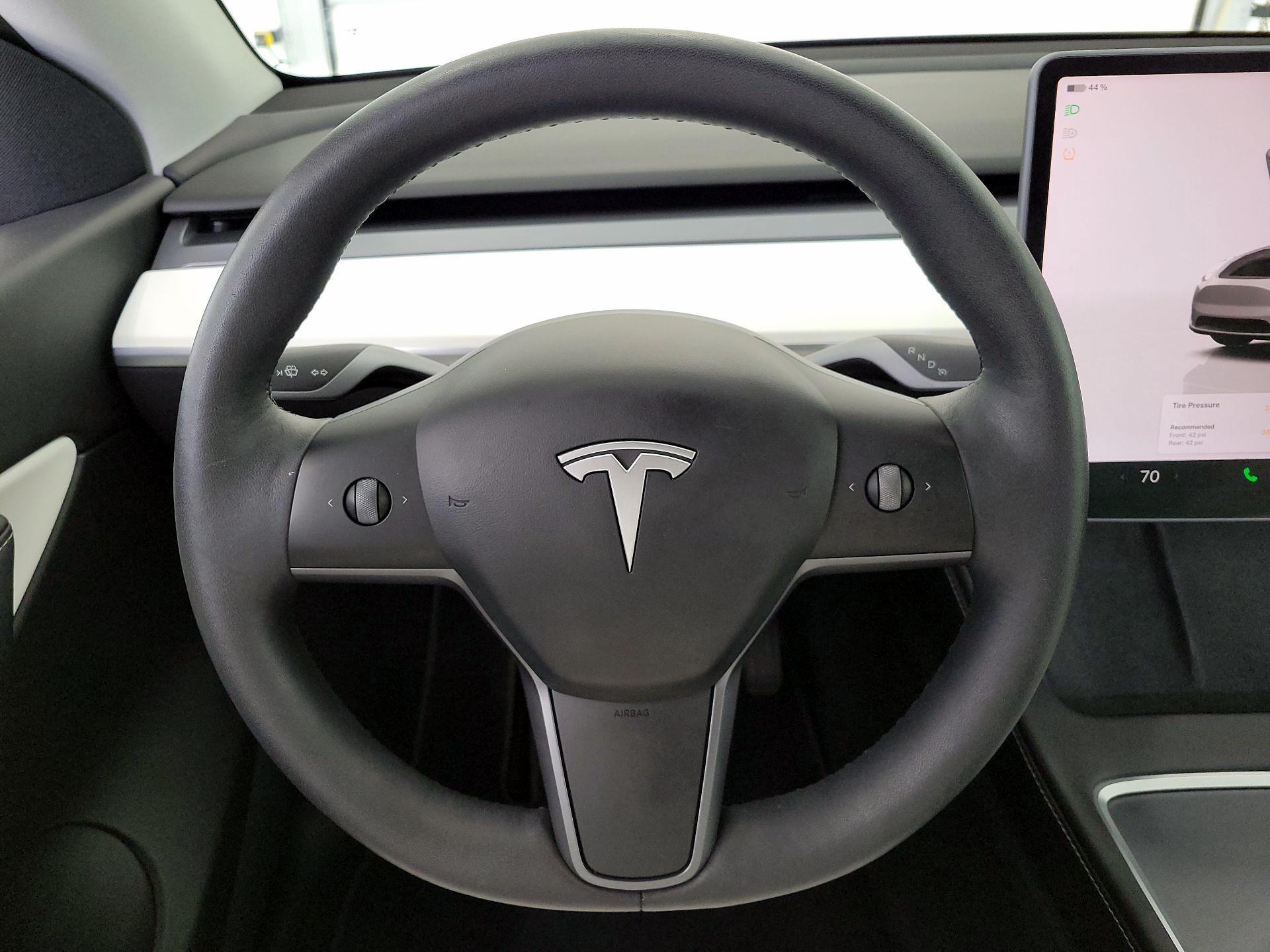 Thumbnail: 2022 Tesla Model Y - 10
