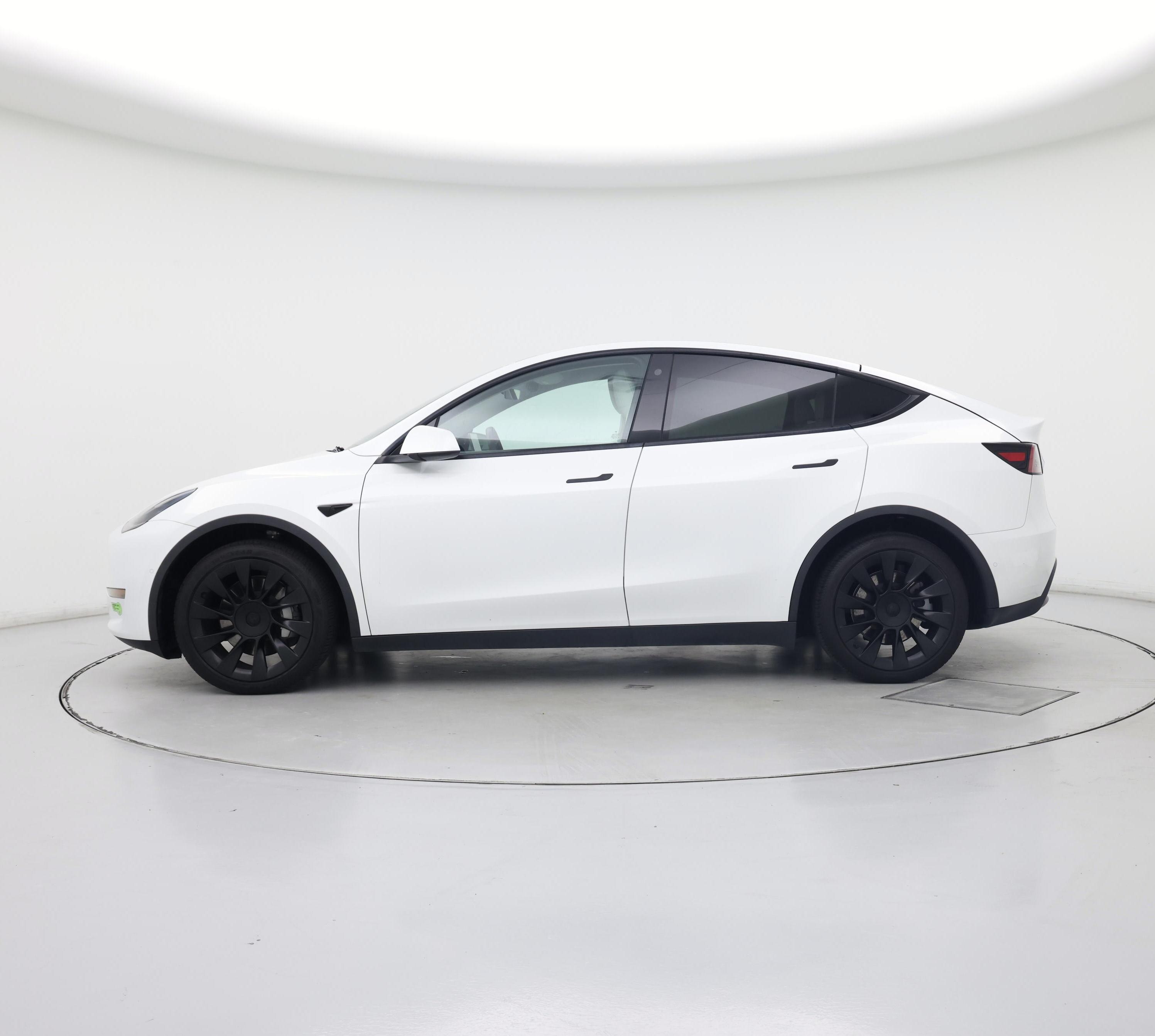 Thumbnail: 2022 Tesla Model Y - 3