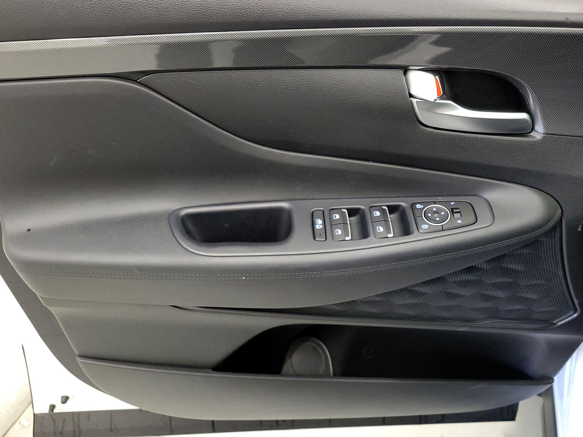 Thumbnail: 2023 Hyundai Santa Fe - 12