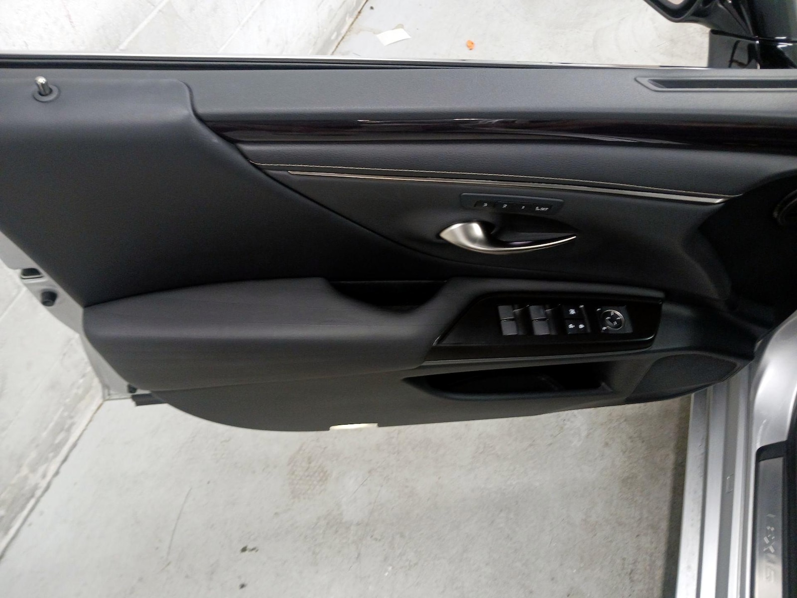 2019 Lexus ES 350 - Photo 13