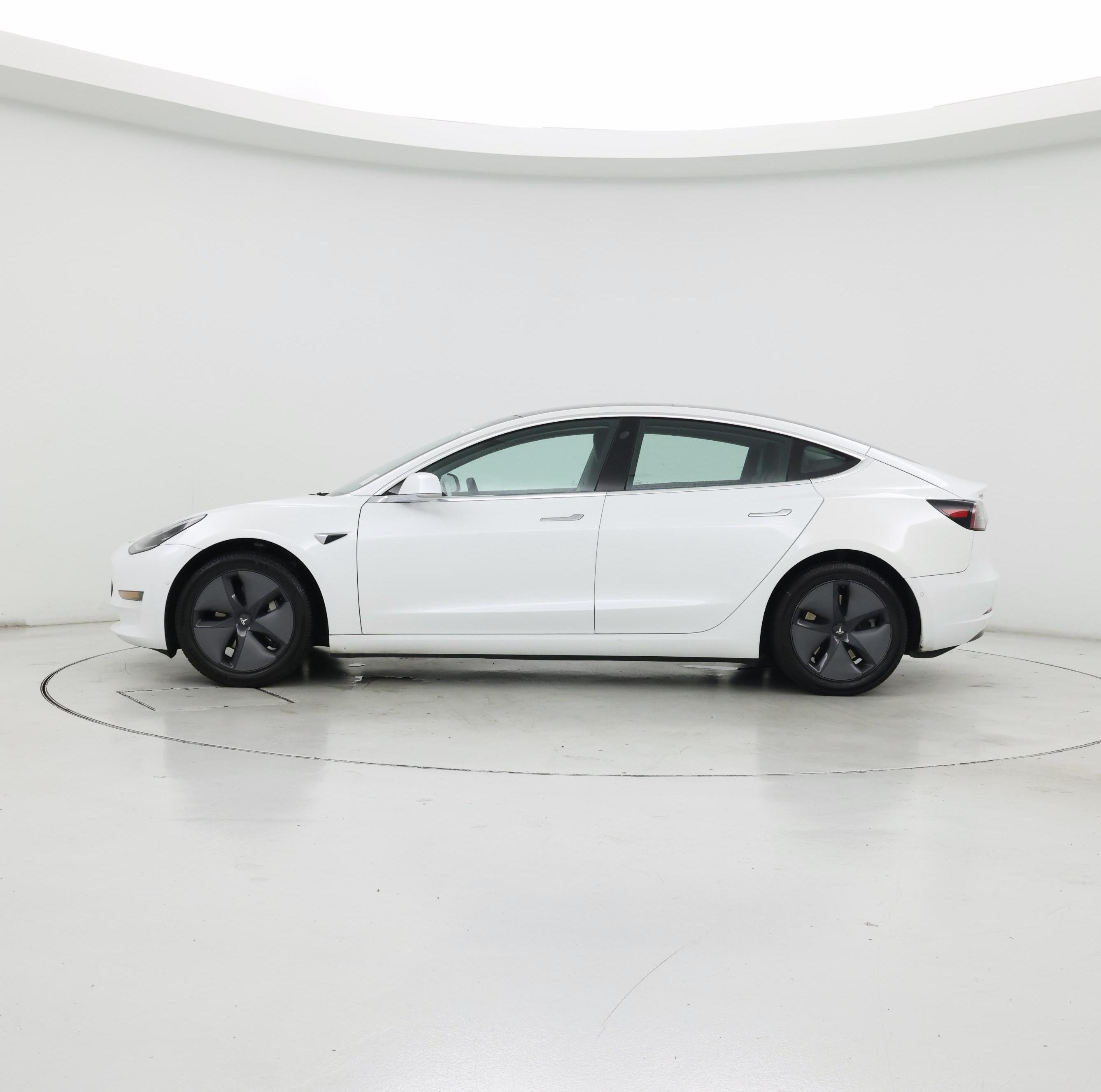 Thumbnail: 2020 Tesla Model 3 - 3