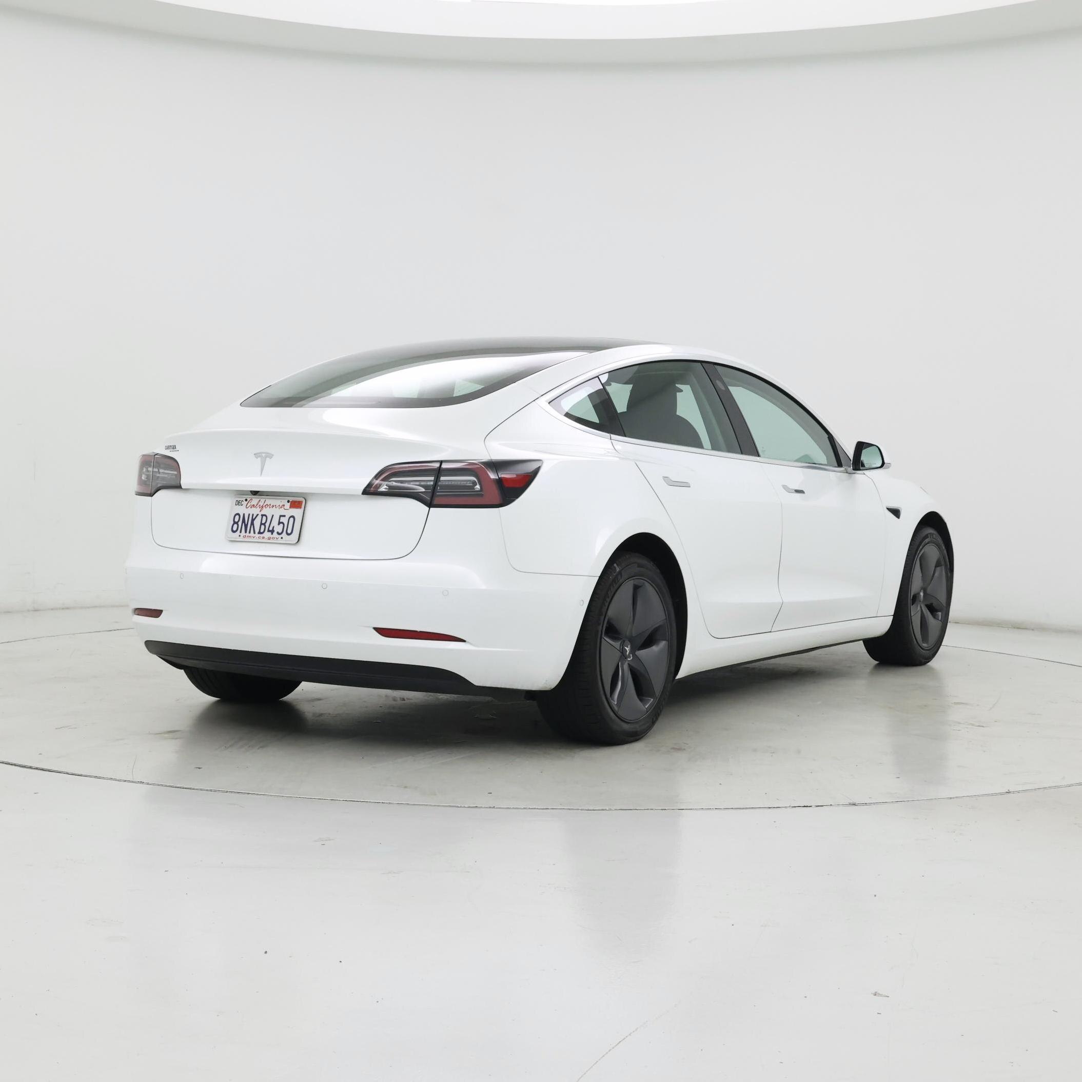 Thumbnail: 2020 Tesla Model 3 - 8