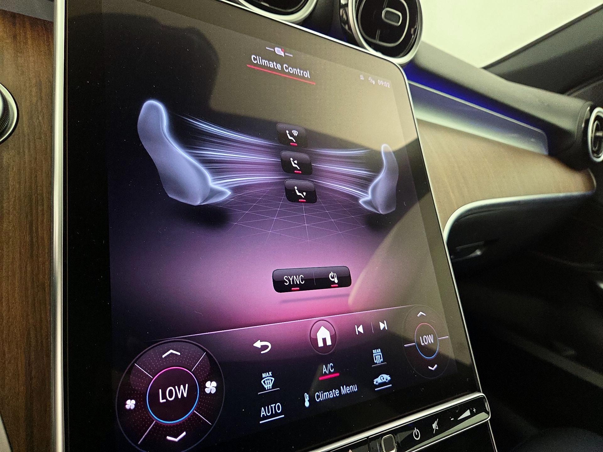 Thumbnail: 2024 Mercedes-Benz C-Class - 16