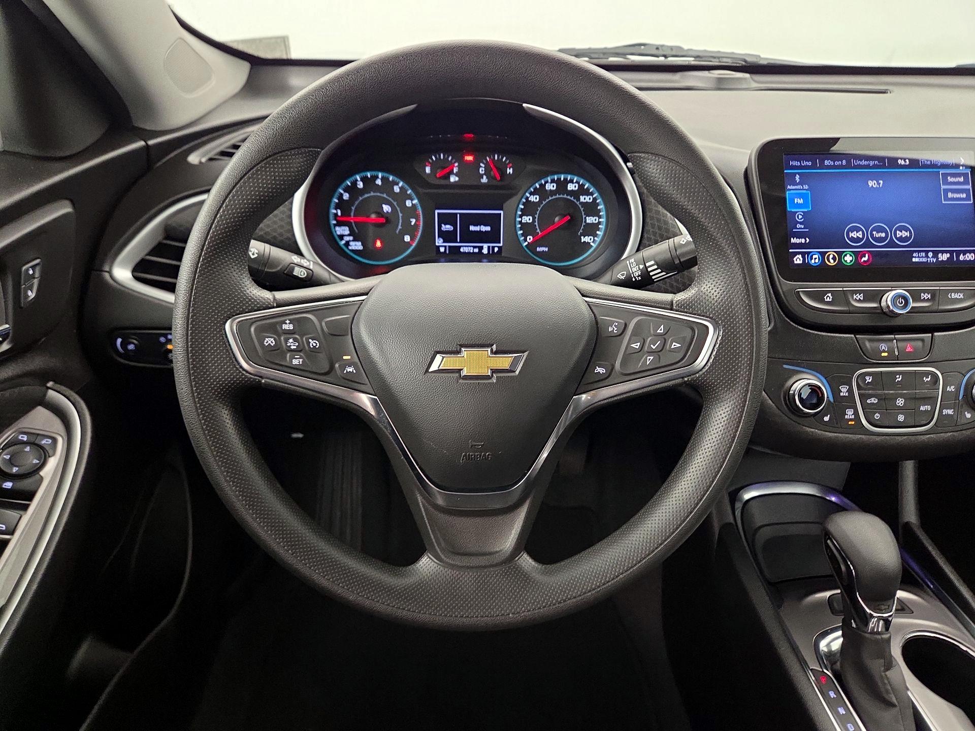 Thumbnail: 2024 Chevrolet Malibu - 10