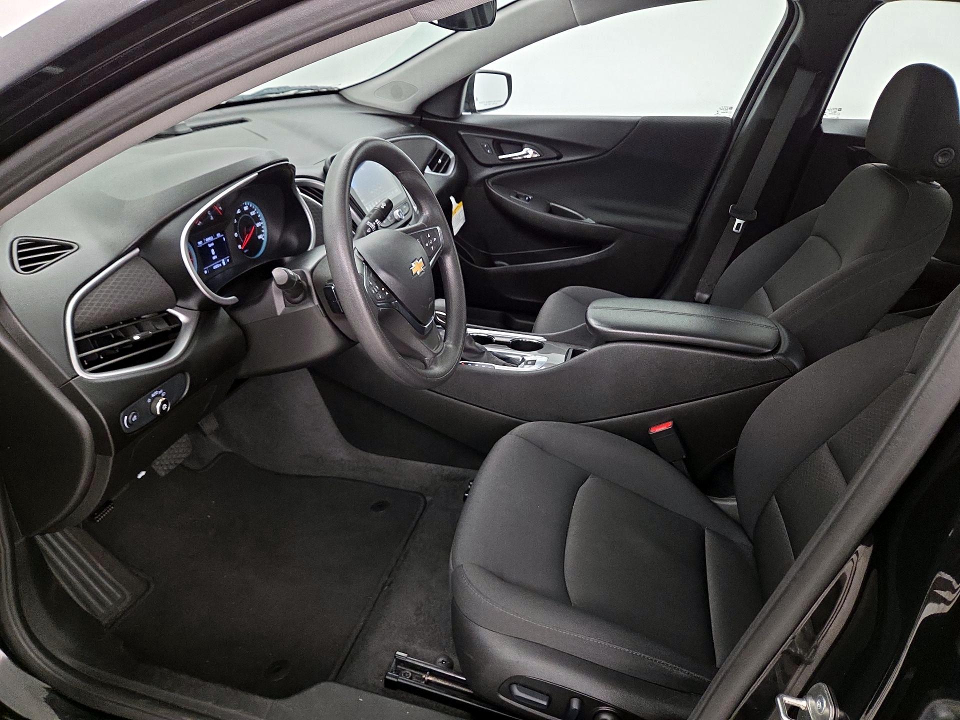 Thumbnail: 2024 Chevrolet Malibu - 11