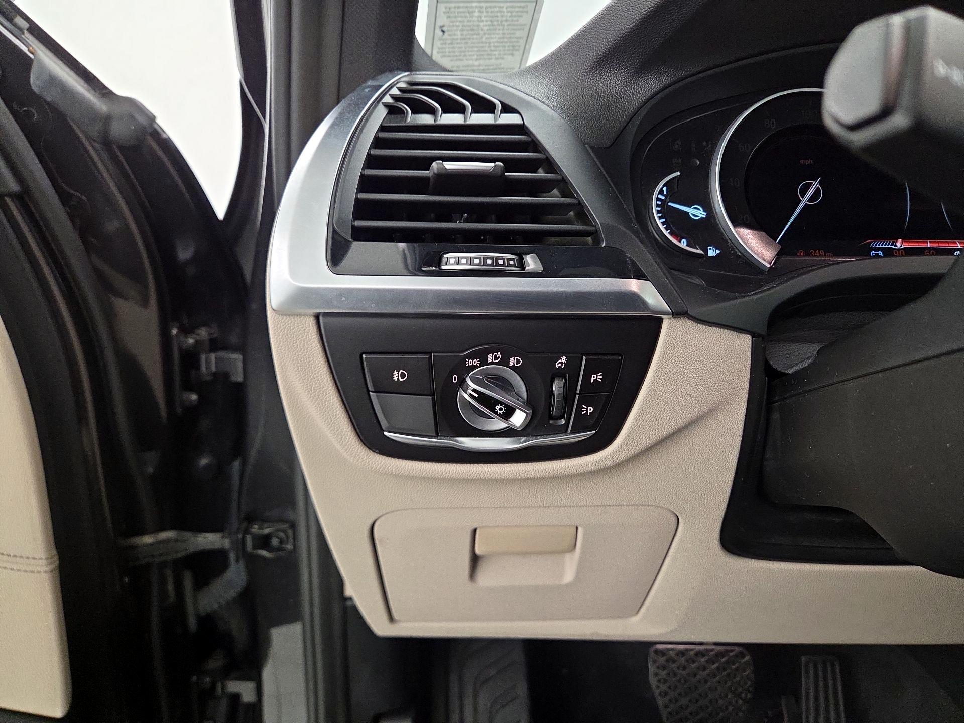 Thumbnail: 2019 BMW X3 - 13