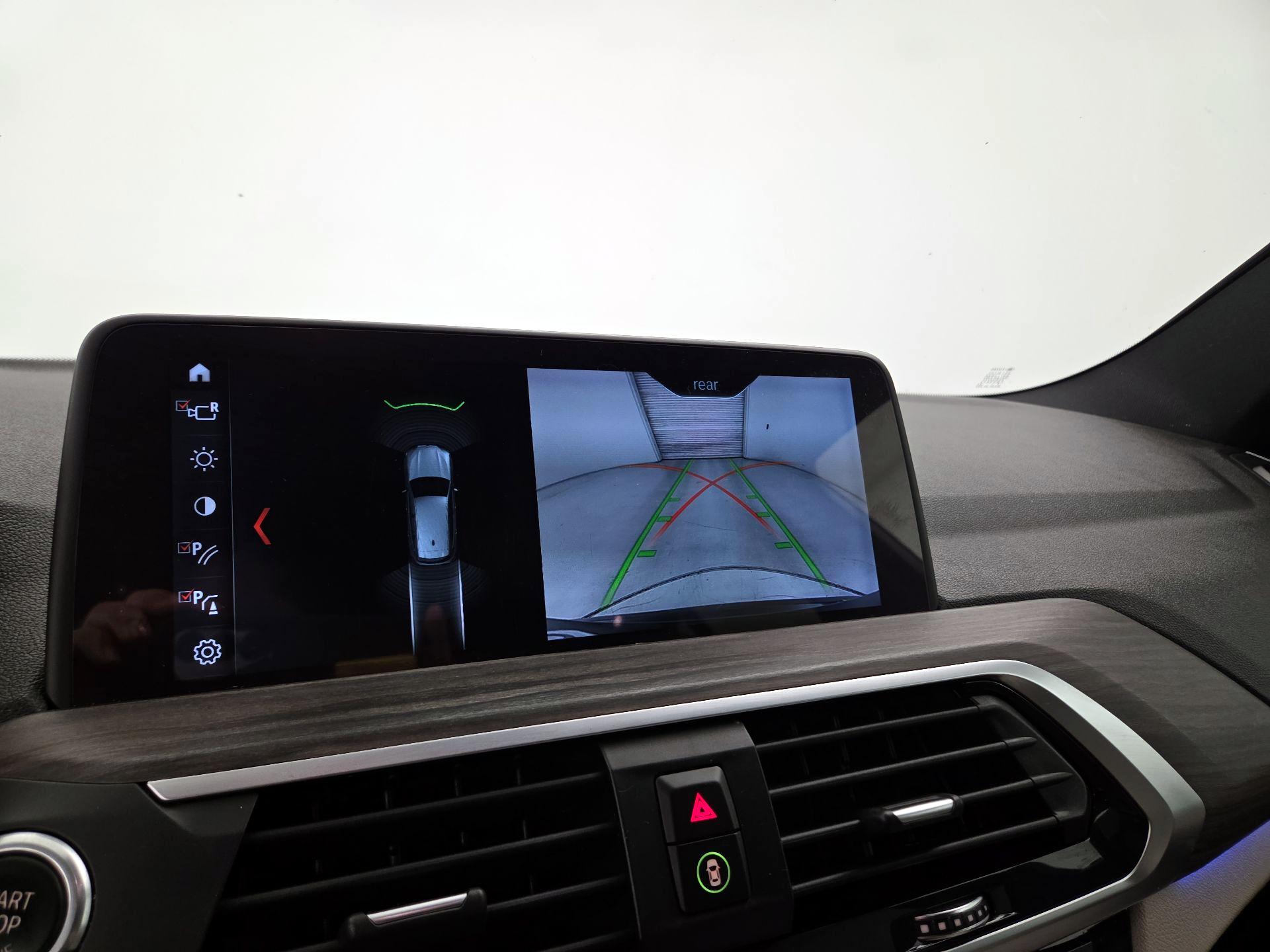 Thumbnail: 2019 BMW X3 - 15