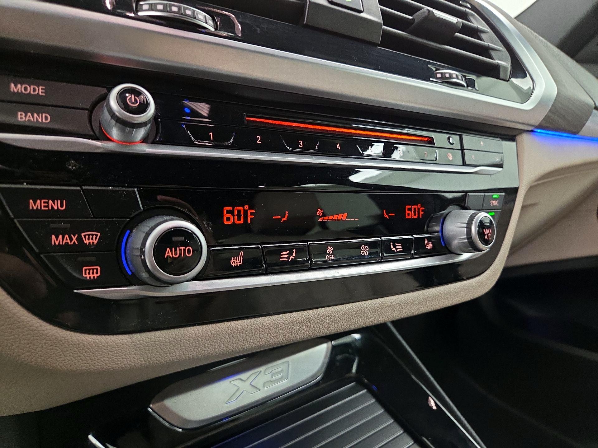 Thumbnail: 2019 BMW X3 - 17