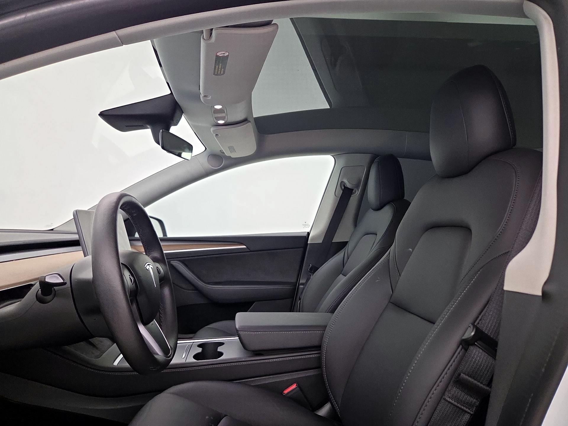 Thumbnail: 2022 Tesla Model Y - 19