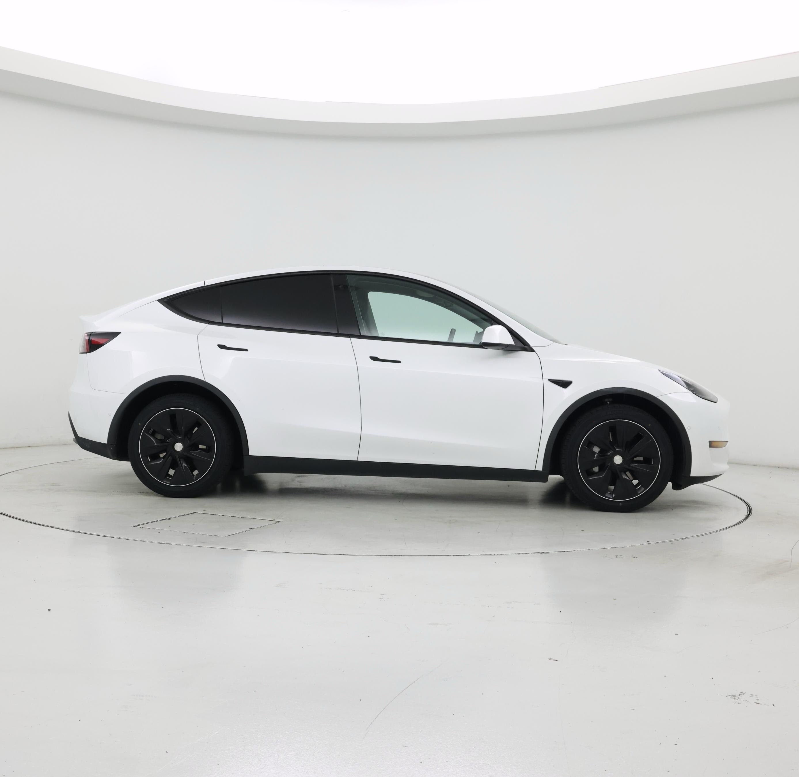 Thumbnail: 2022 Tesla Model Y - 7