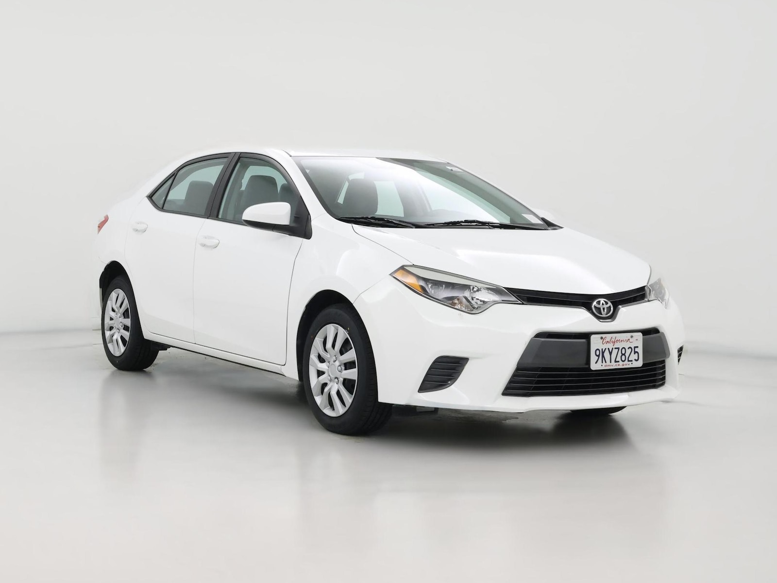 2016 Toyota Corolla LE - Photo 1