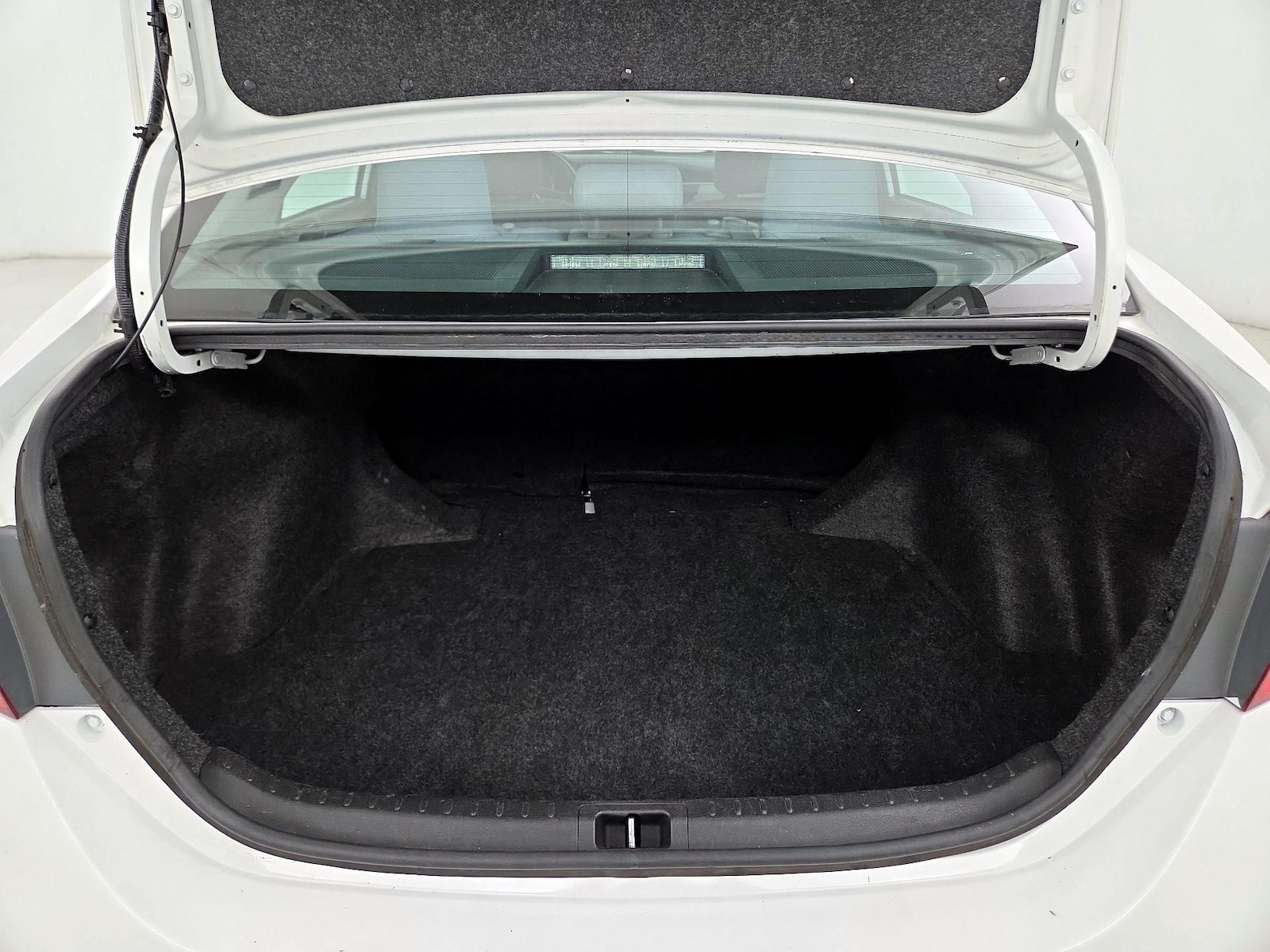 2016 Toyota Corolla LE - Photo 21