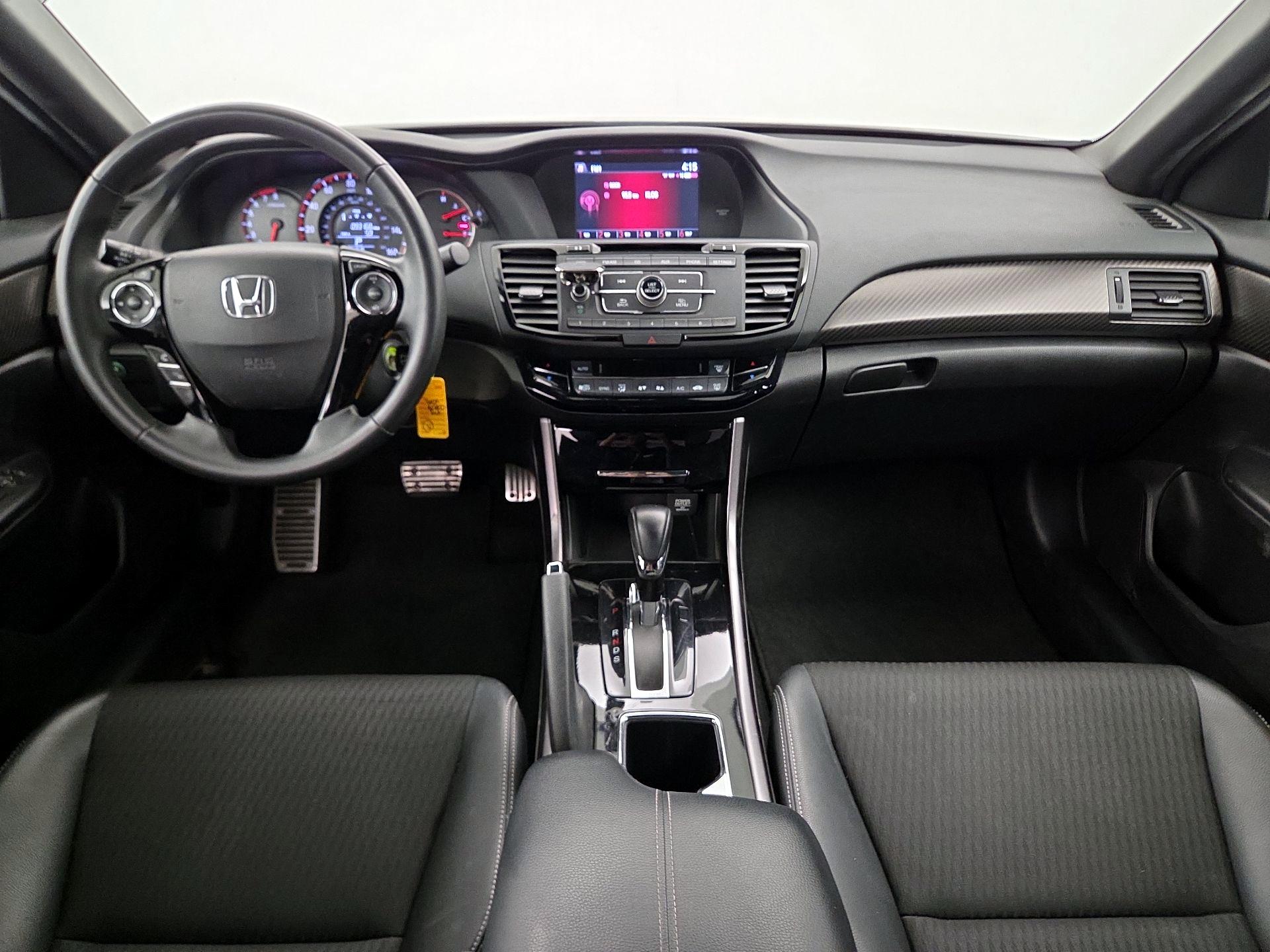 Thumbnail: 2017 Honda Accord - 9