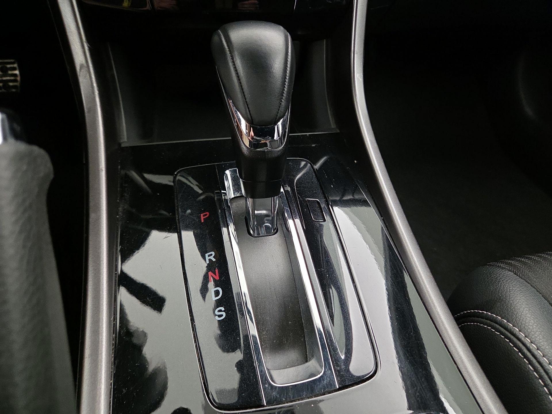 Thumbnail: 2017 Honda Accord - 17