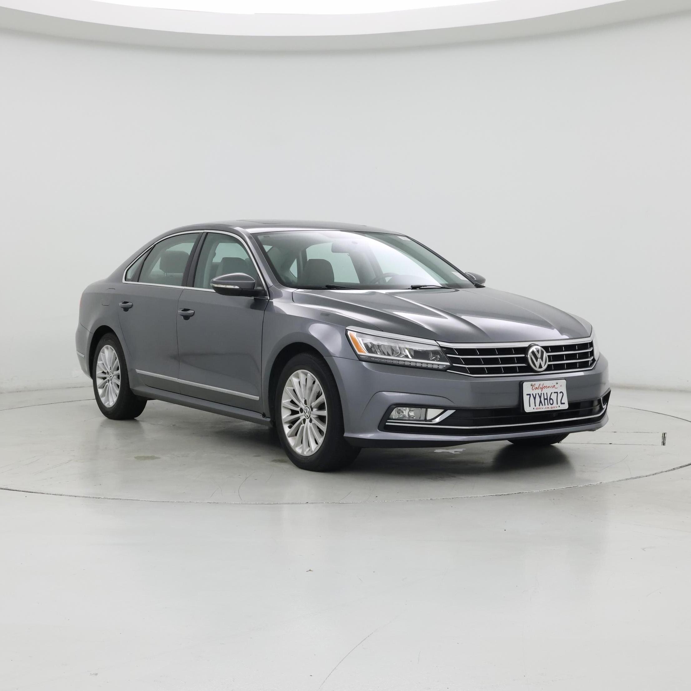  2017 Volkswagen Passat 1.8T SE   