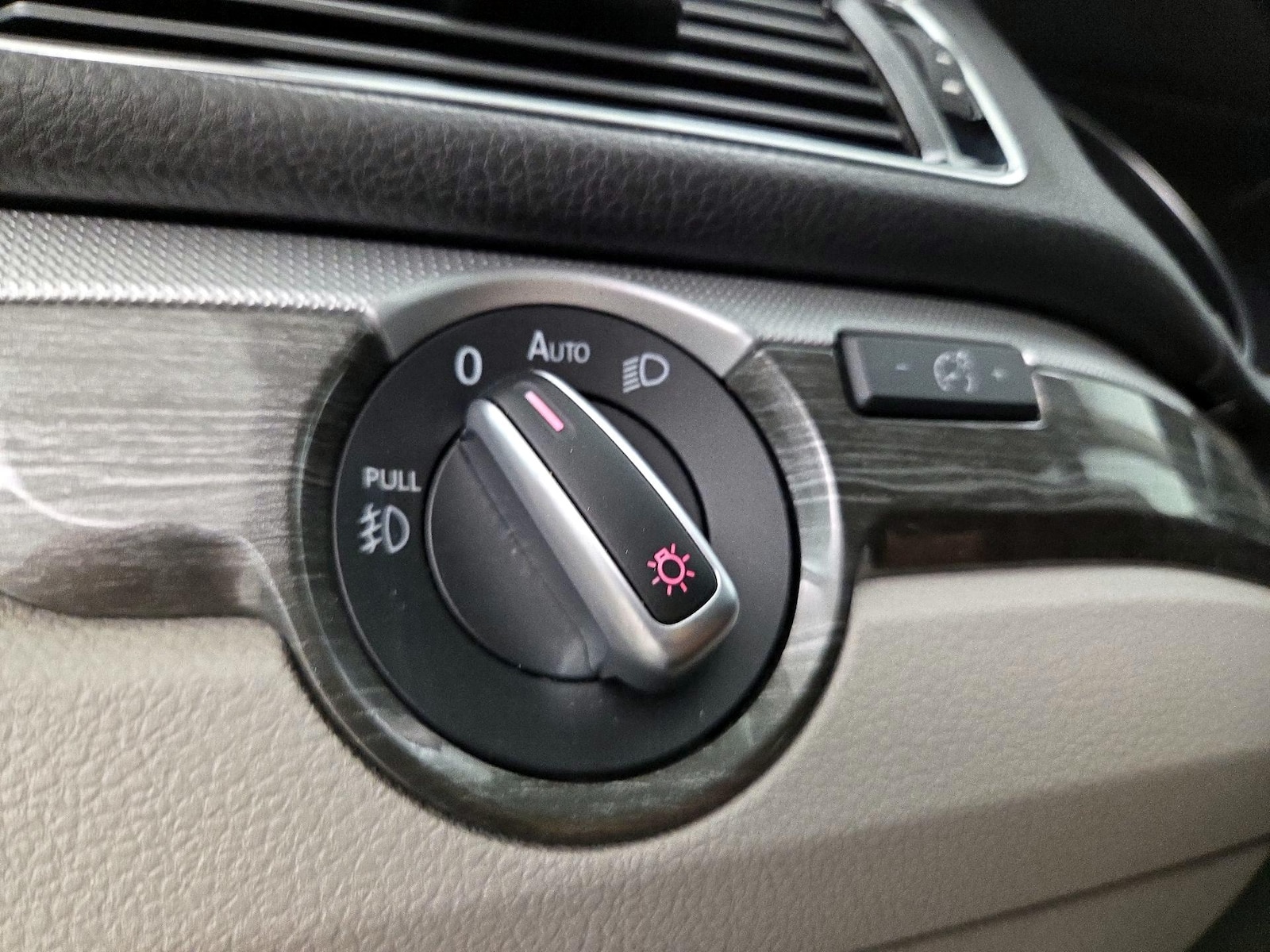 2017 Volkswagen Passat SE - Photo 14