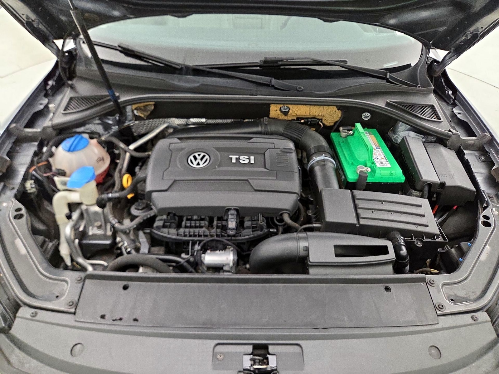 2017 Volkswagen Passat SE - Photo 23
