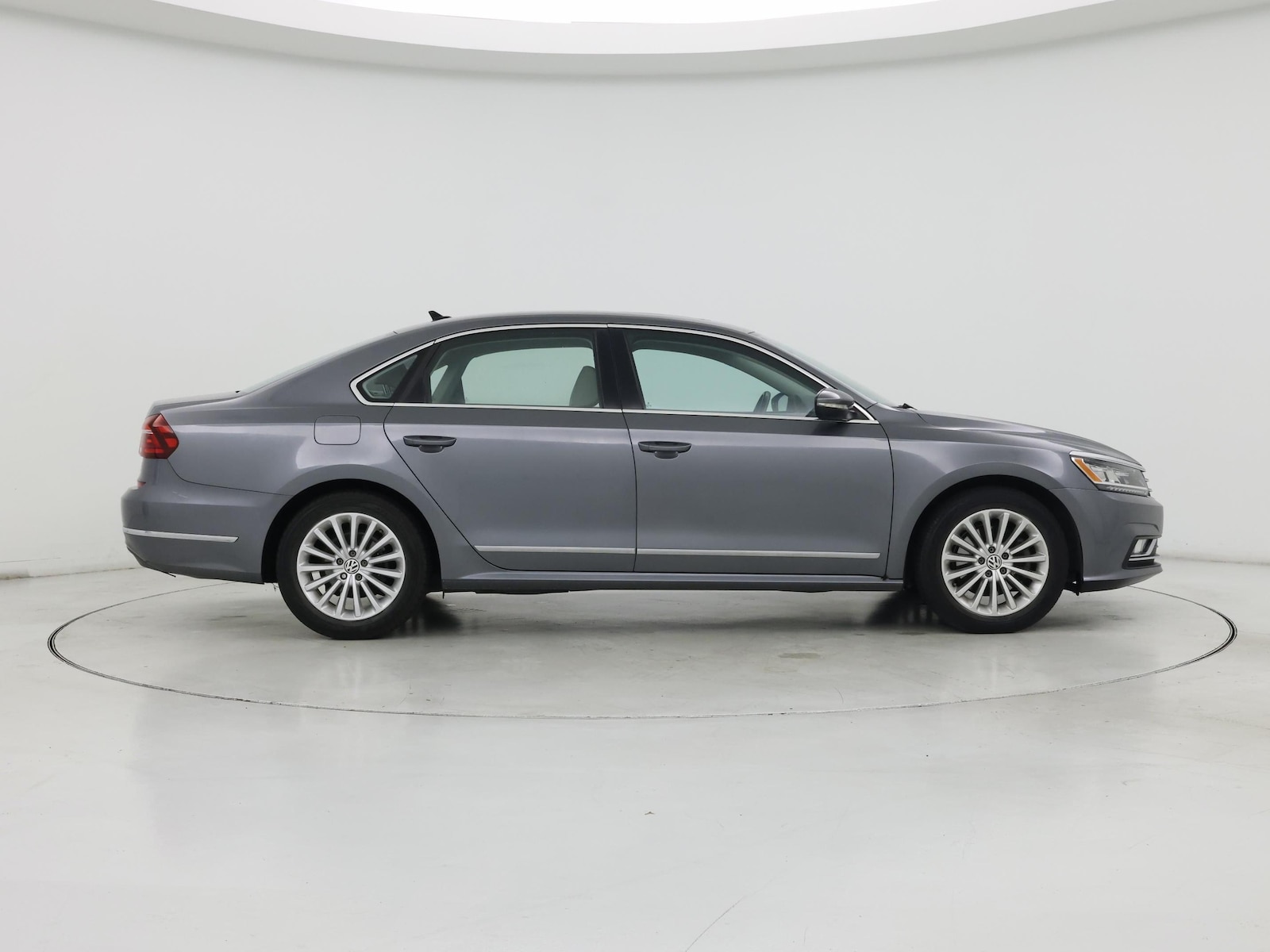 2017 Volkswagen Passat SE - Photo 8