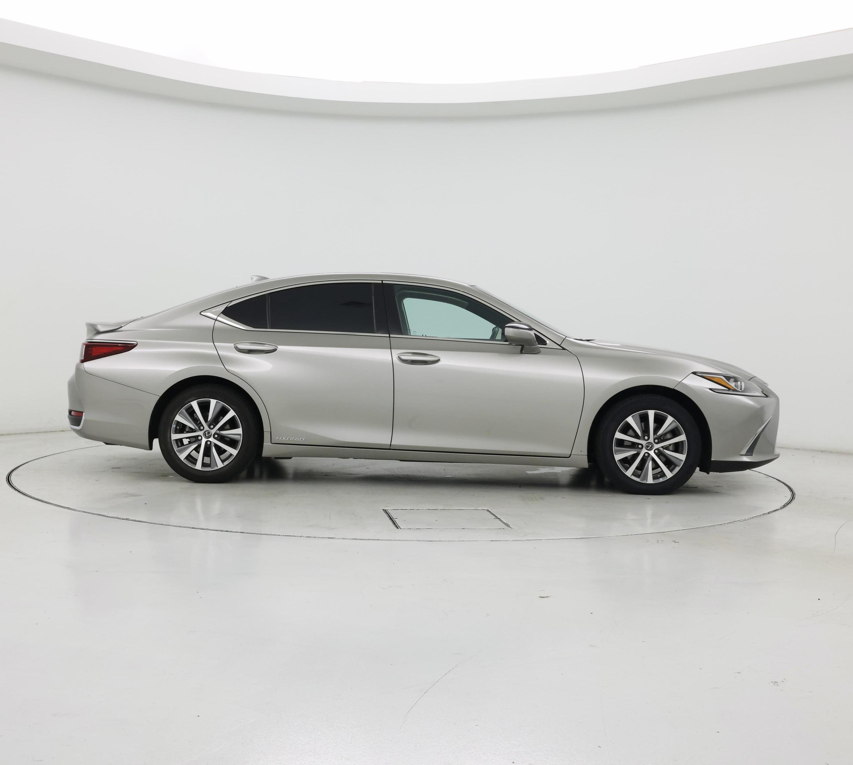 Thumbnail: 2020 Lexus ES - 7