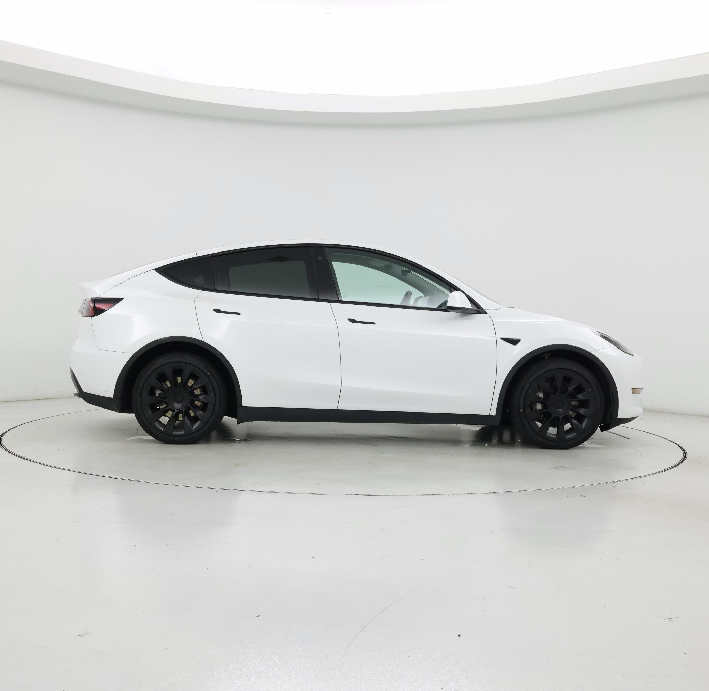 Thumbnail: 2023 Tesla Model Y - 7