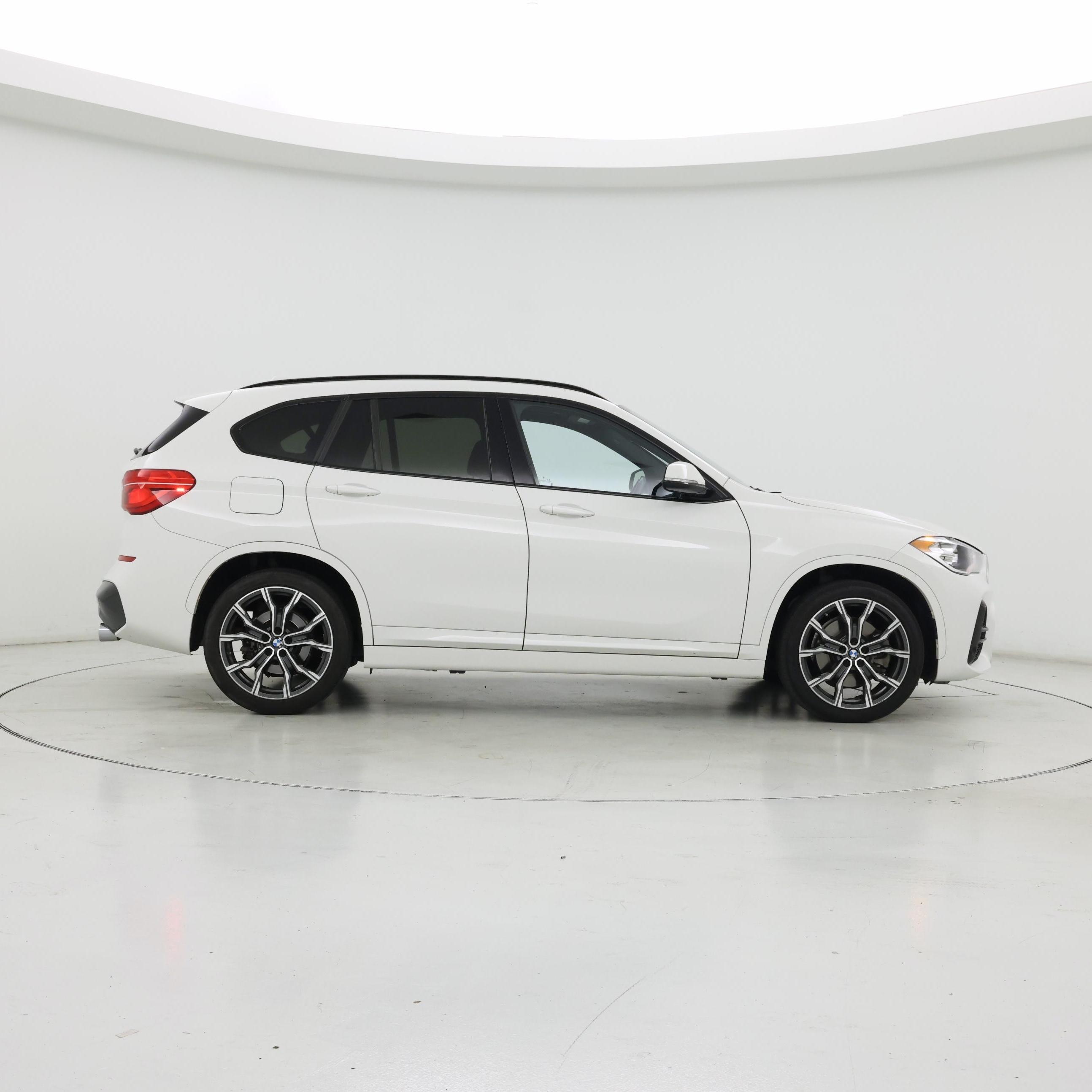 Thumbnail: 2020 BMW X1 - 7