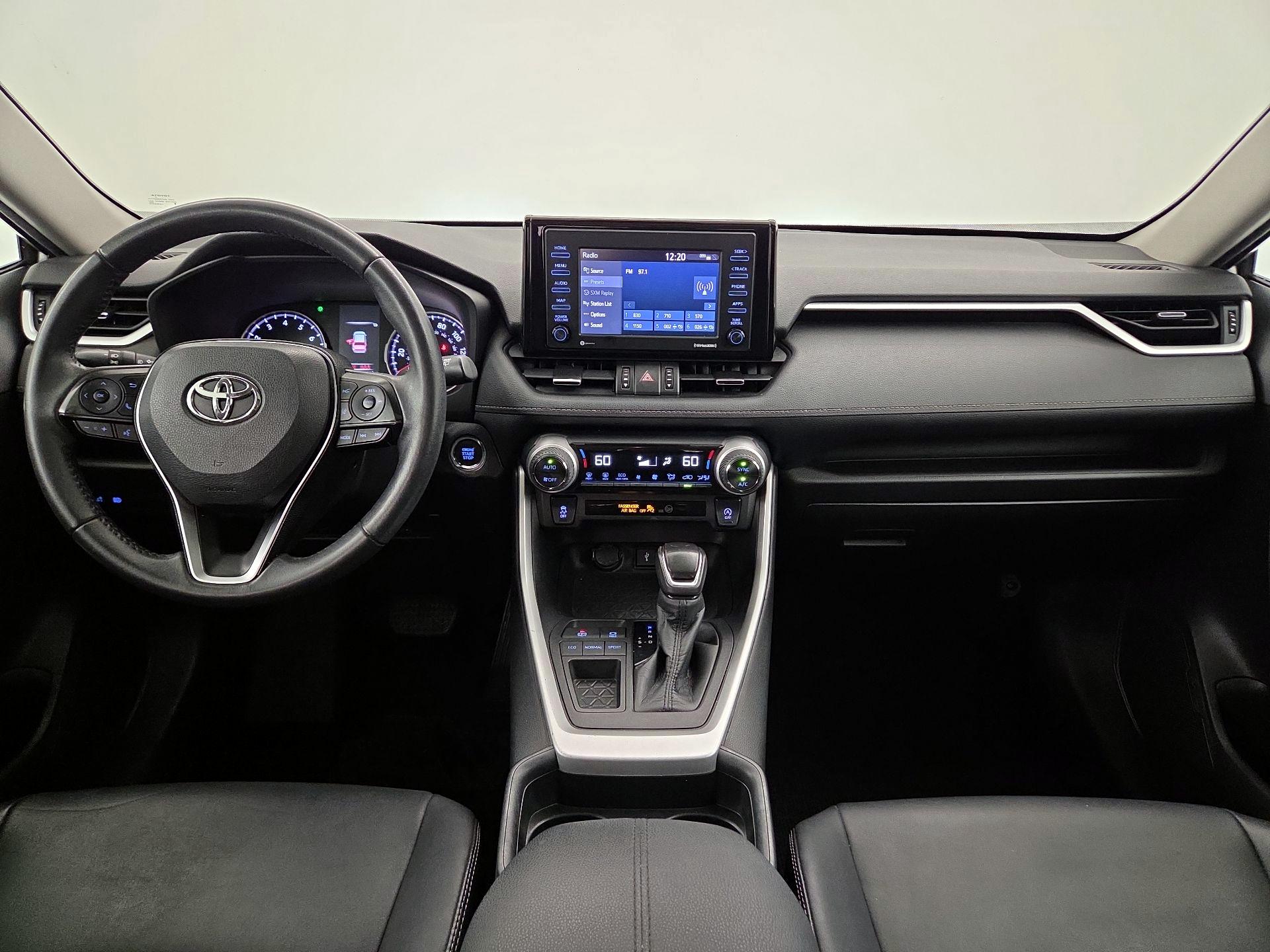 Thumbnail: 2021 Toyota RAV4 - 9