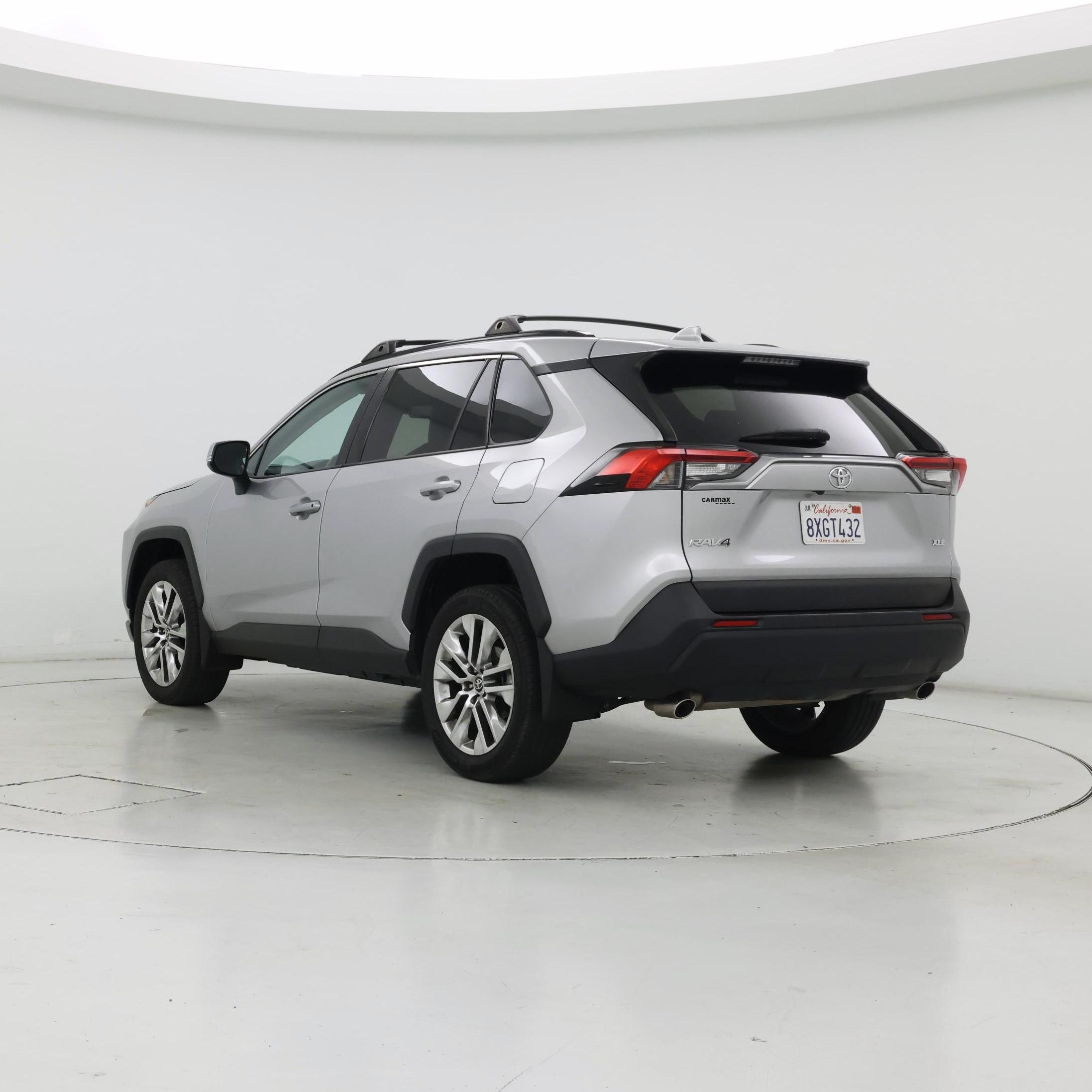 Thumbnail: 2021 Toyota RAV4 - 2