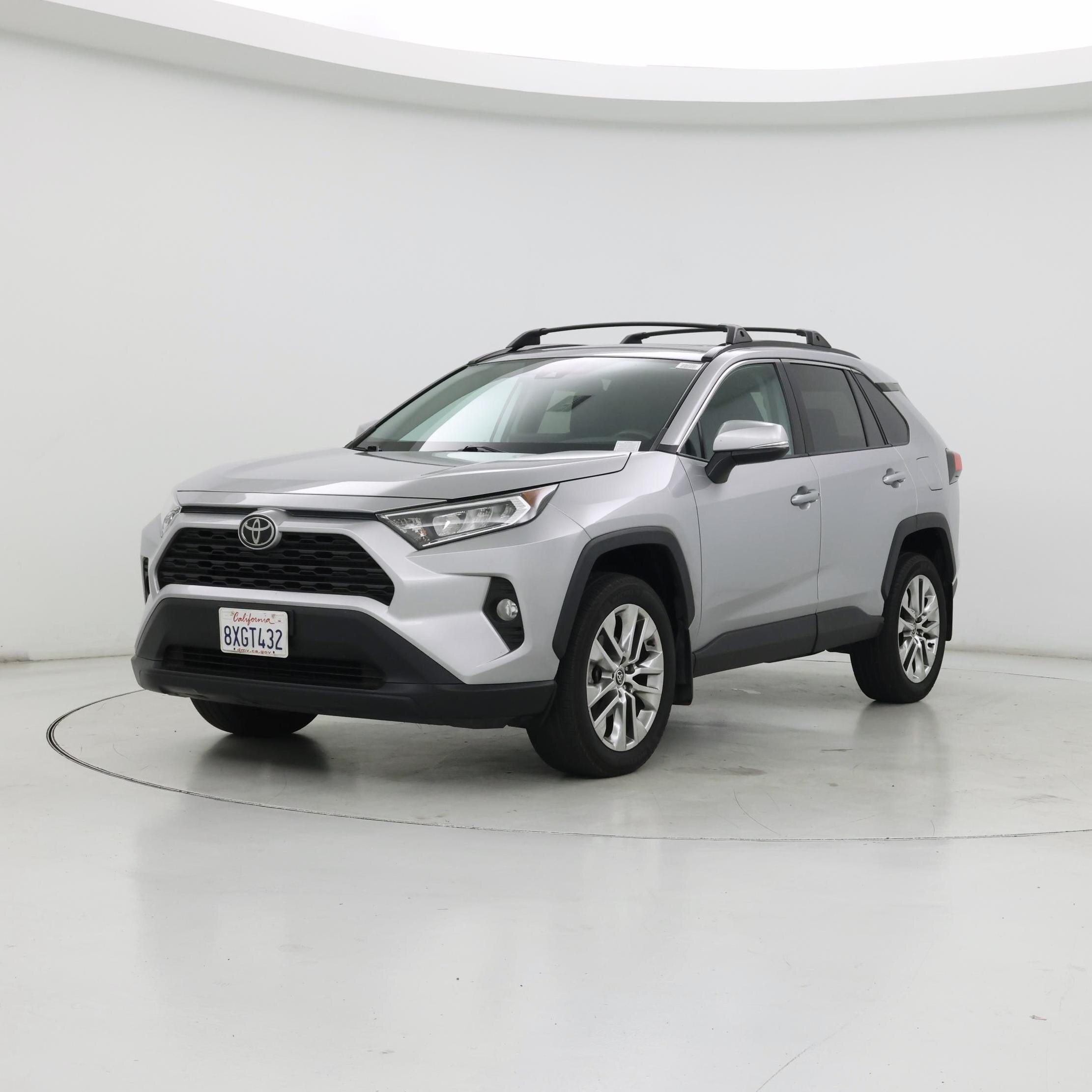 Thumbnail: 2021 Toyota RAV4 - 4