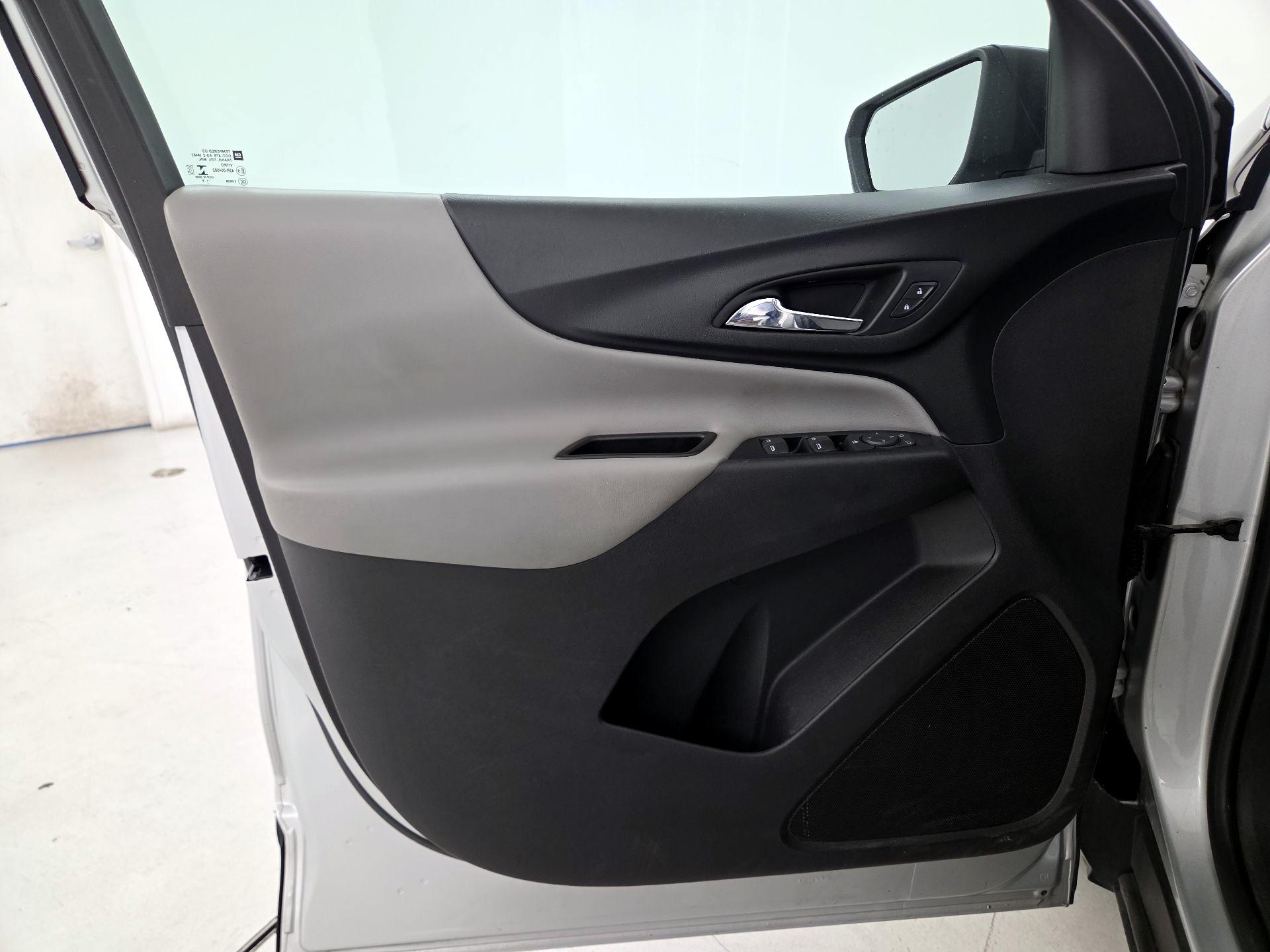 Thumbnail: 2019 Chevrolet Equinox - 12