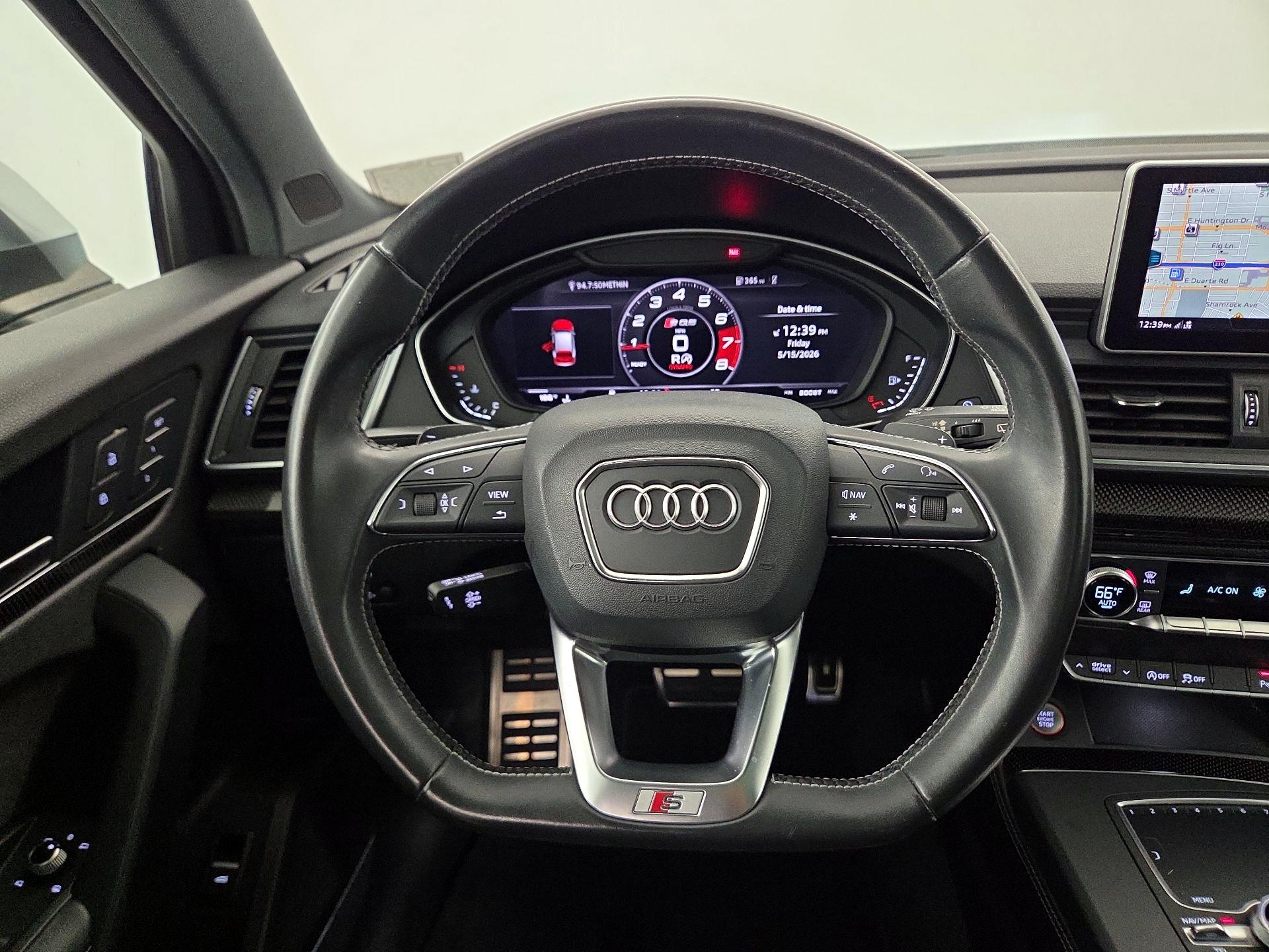 Thumbnail: 2018 Audi SQ5 - 10