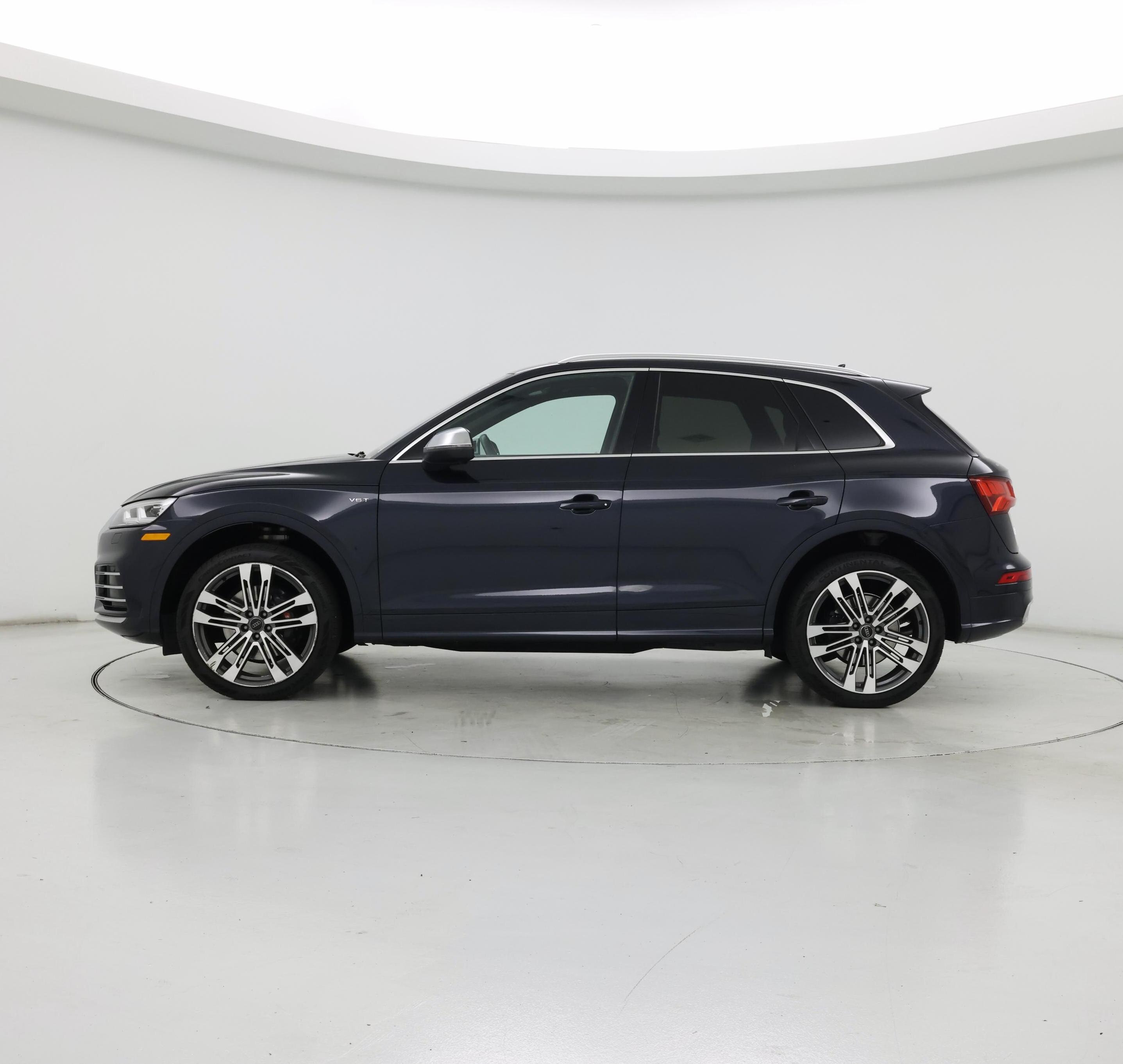Thumbnail: 2018 Audi SQ5 - 3