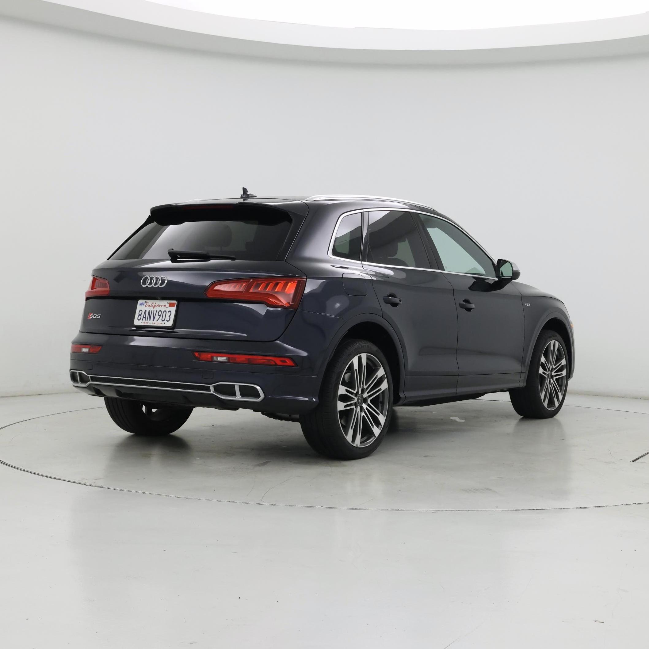 Thumbnail: 2018 Audi SQ5 - 8