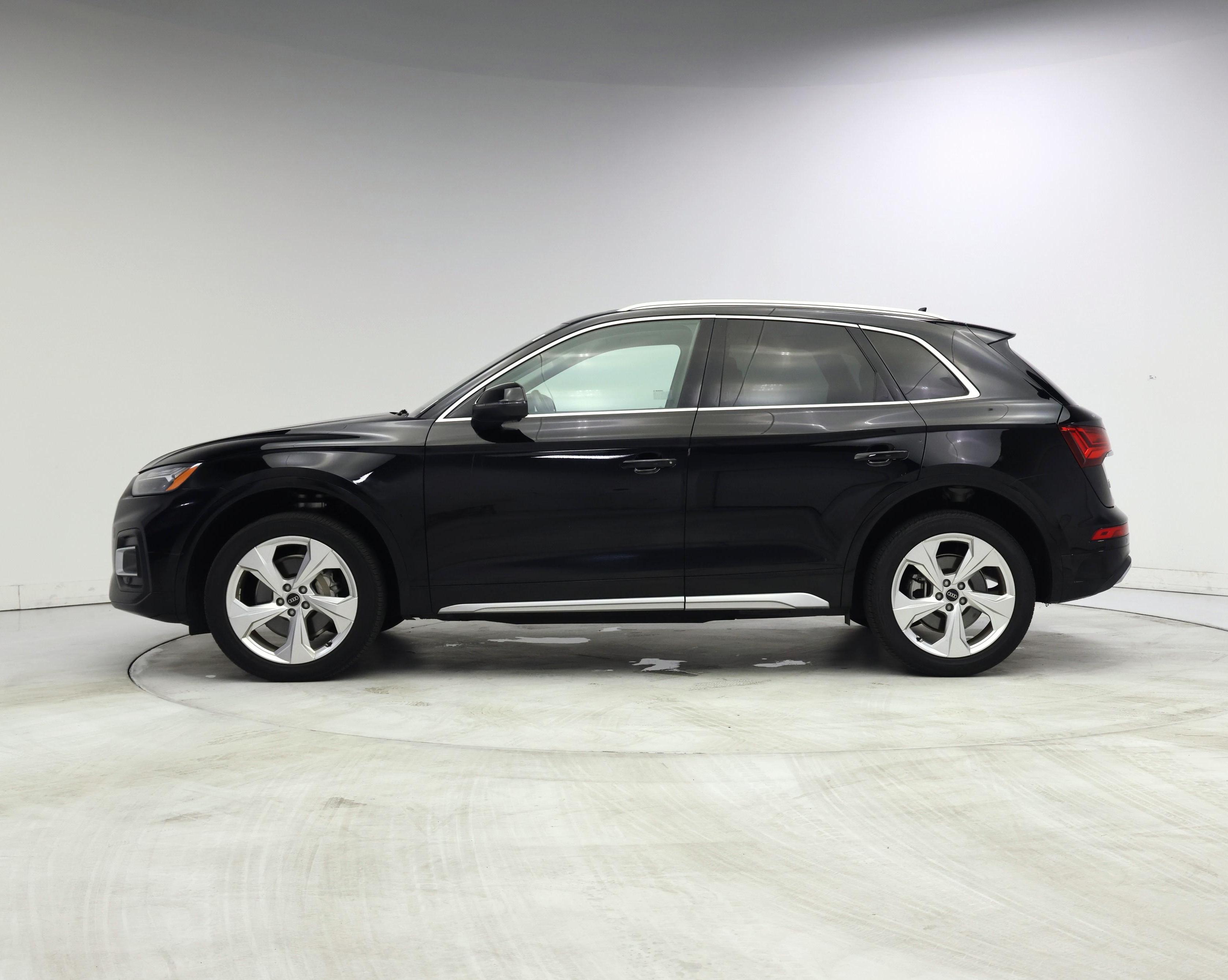 Thumbnail: 2021 Audi Q5 - 3