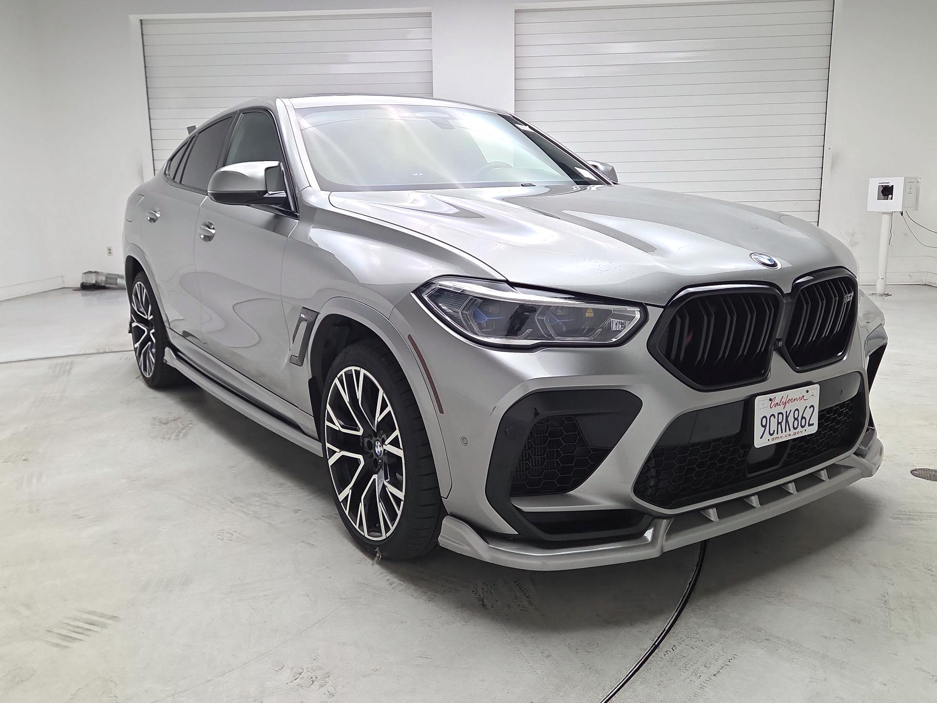 Thumbnail: 2021 BMW X6 - 1