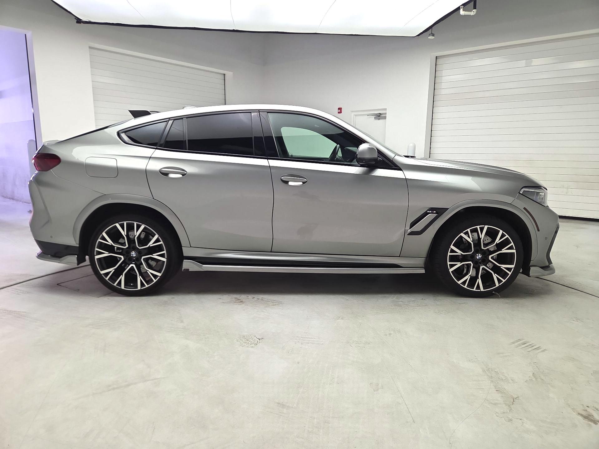 Thumbnail: 2021 BMW X6 - 4