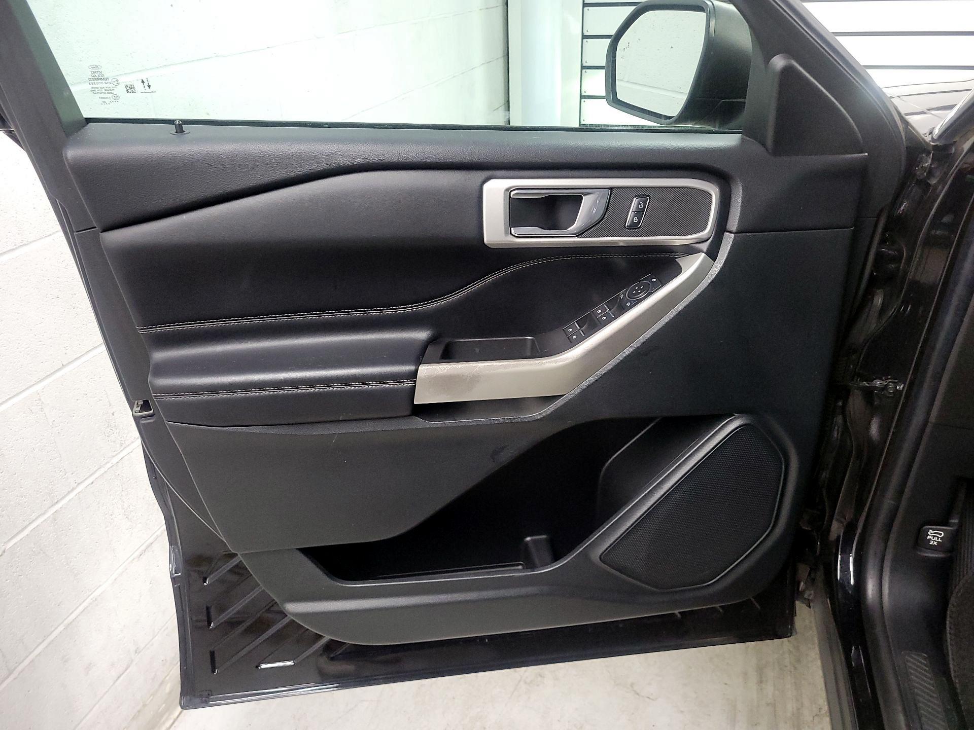 Thumbnail: 2022 Ford Explorer - 12