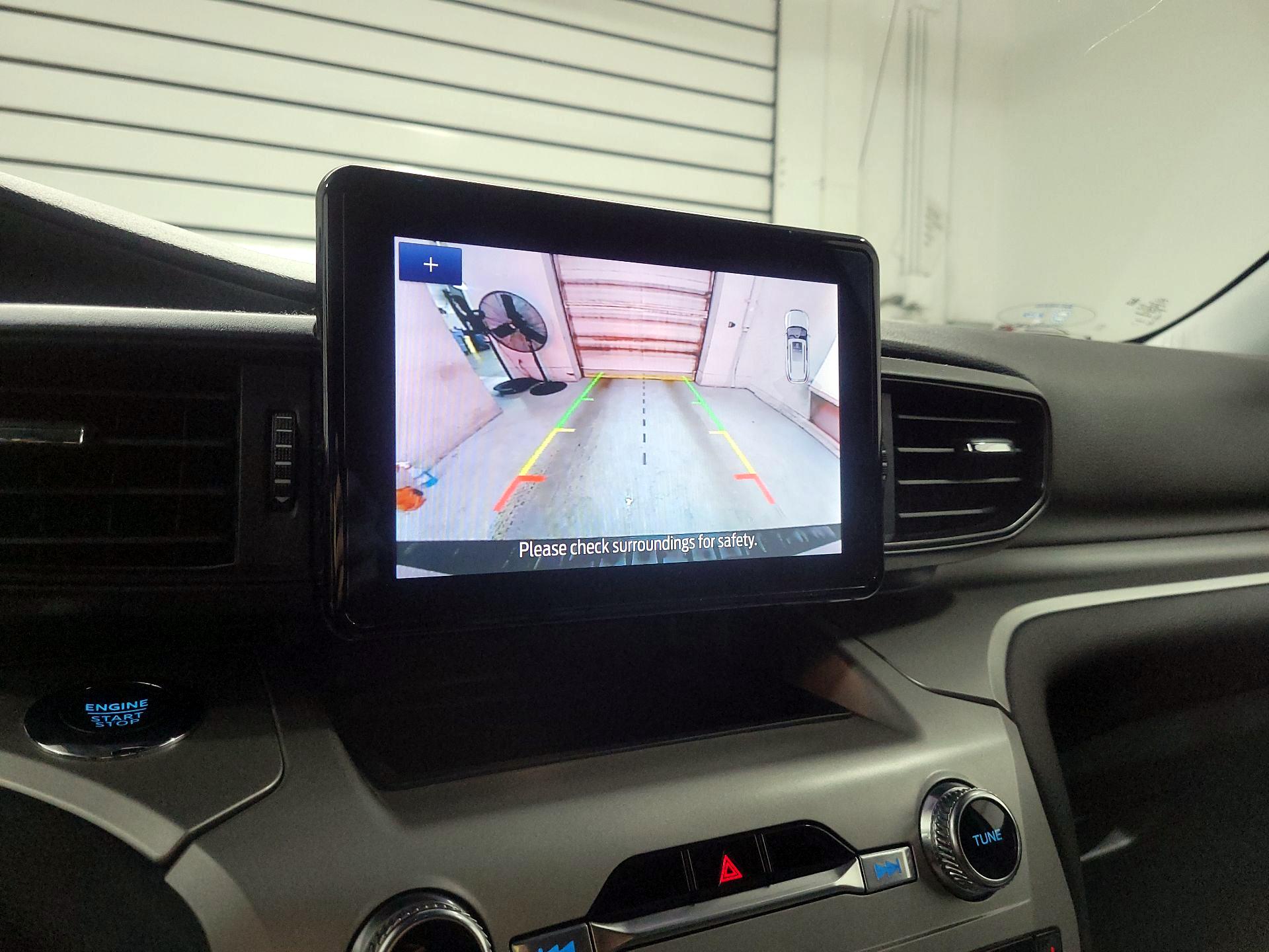 Thumbnail: 2022 Ford Explorer - 14