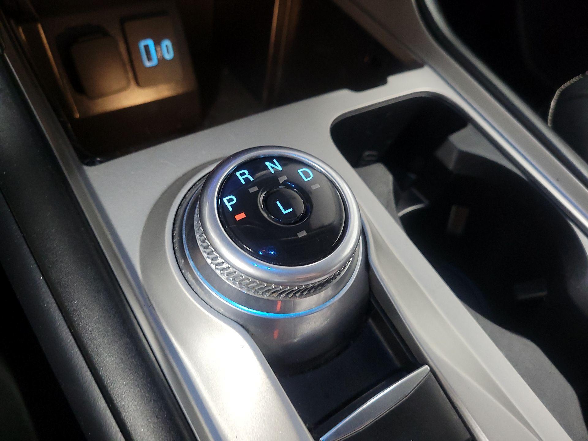 Thumbnail: 2022 Ford Explorer - 17