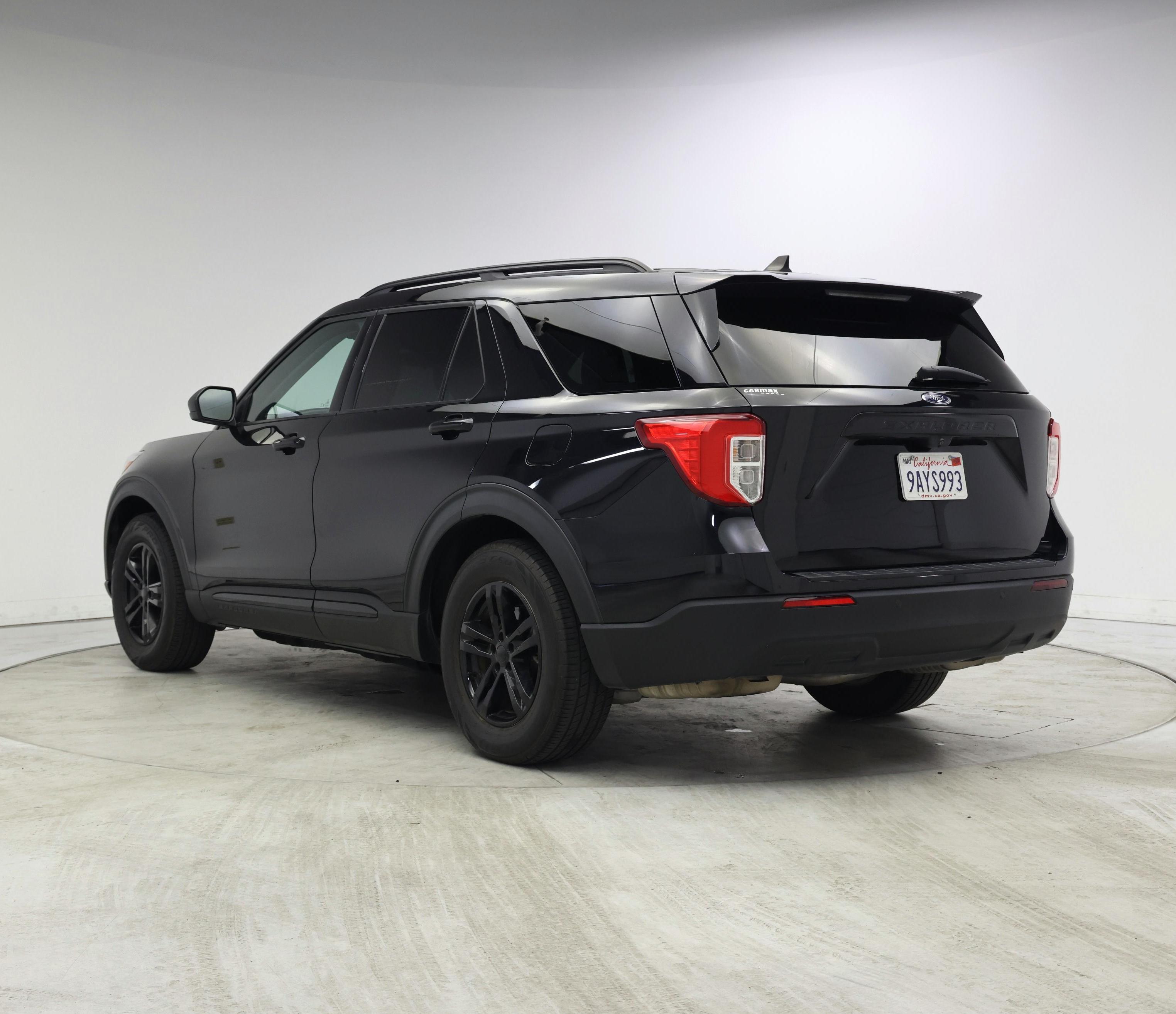 Thumbnail: 2022 Ford Explorer - 2