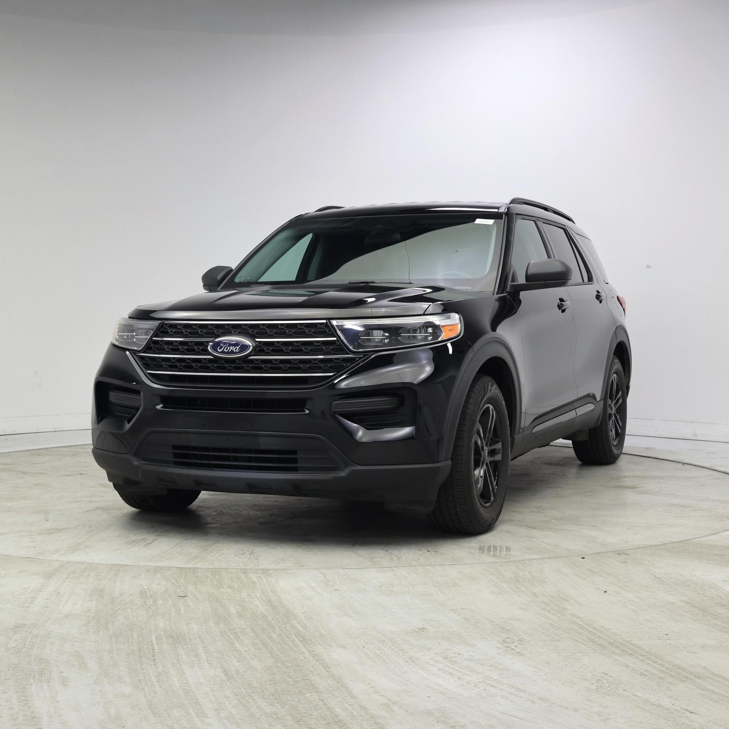 Thumbnail: 2022 Ford Explorer - 4