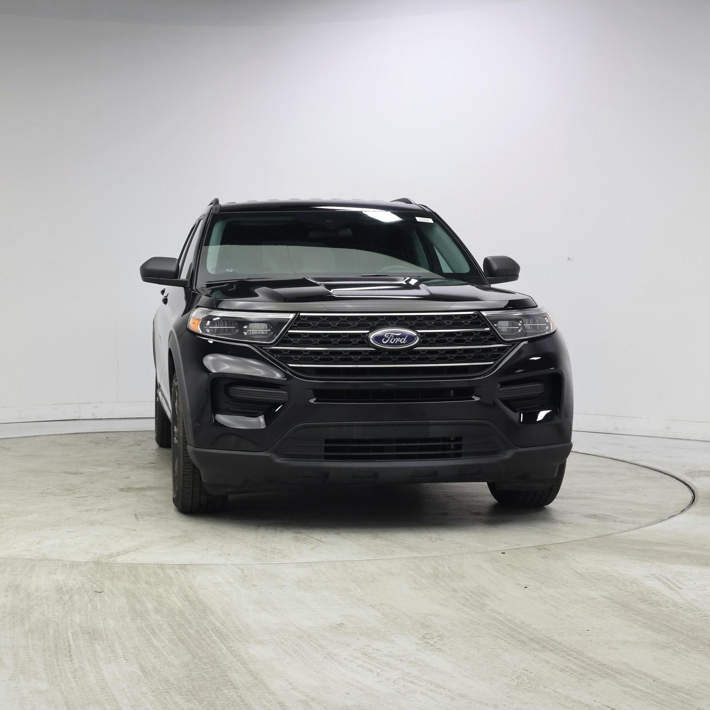 Thumbnail: 2022 Ford Explorer - 5