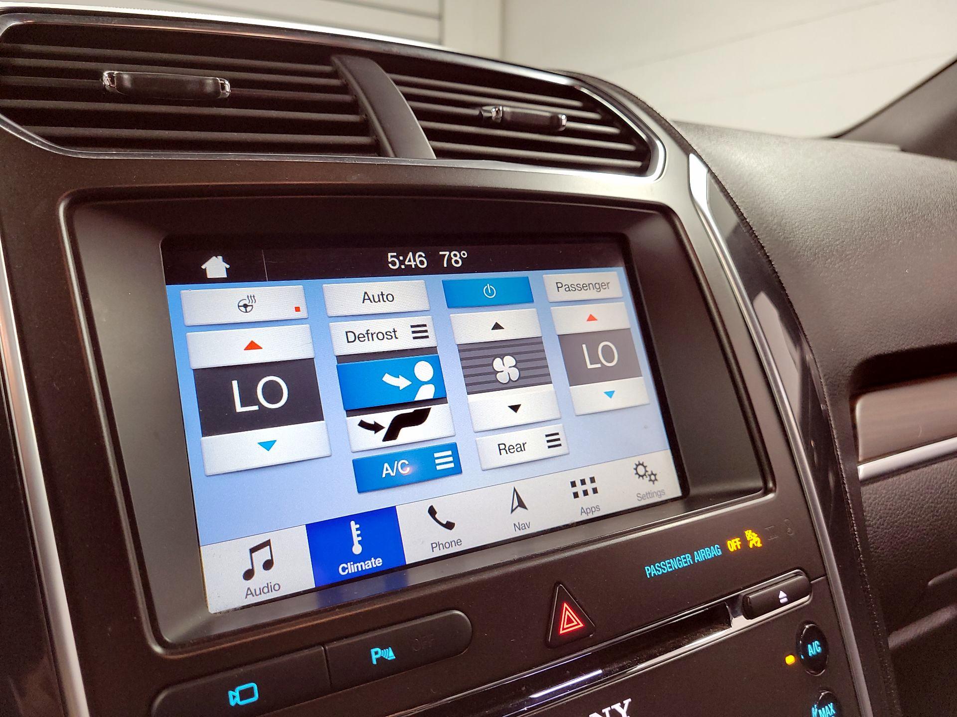 Thumbnail: 2018 Ford Explorer - 17