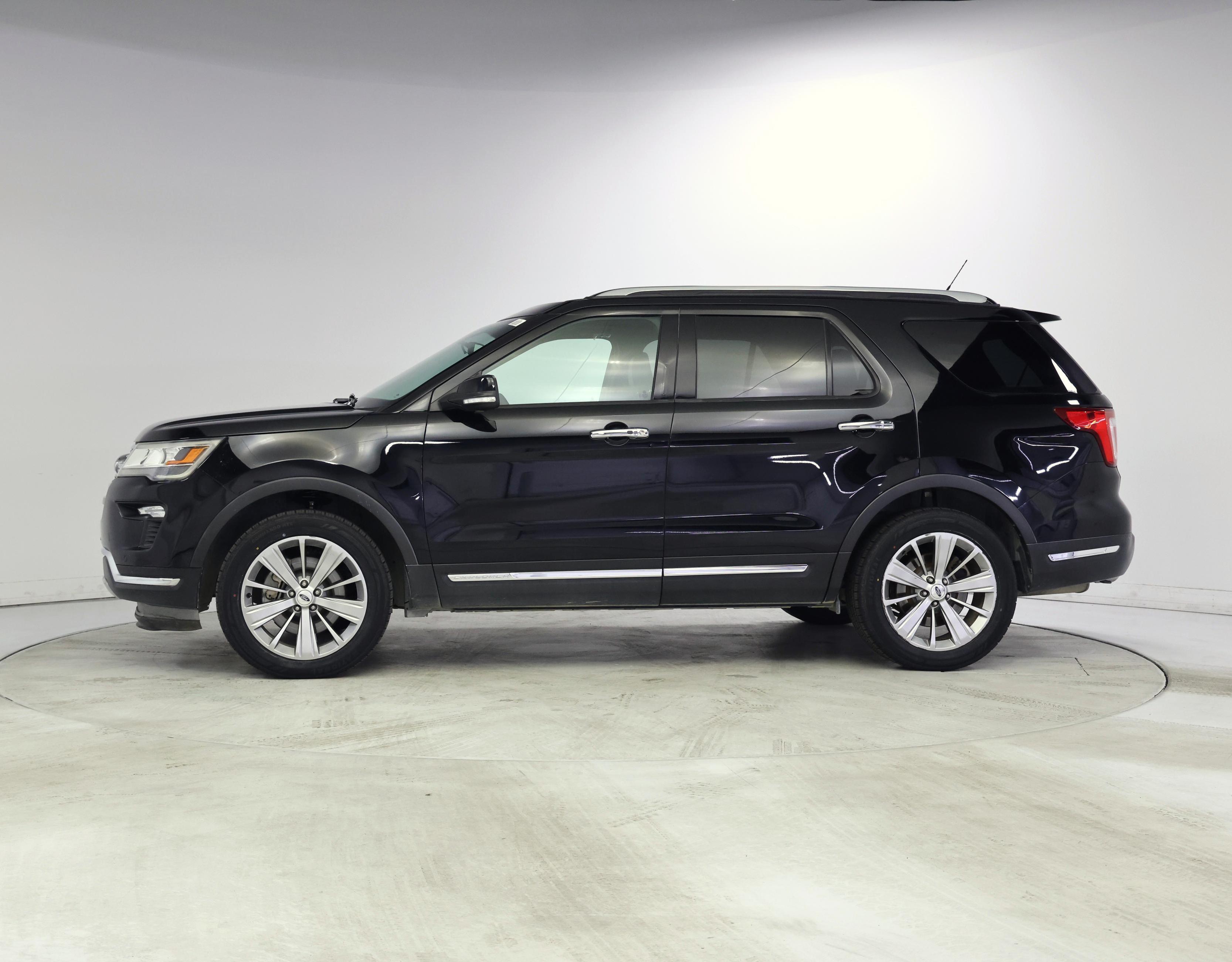 Thumbnail: 2018 Ford Explorer - 3