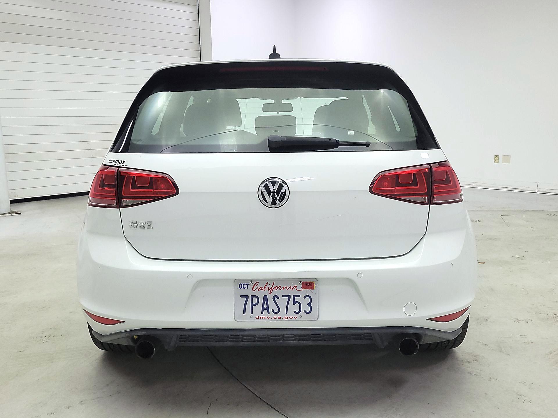 Thumbnail: 2015 Volkswagen Golf - 6