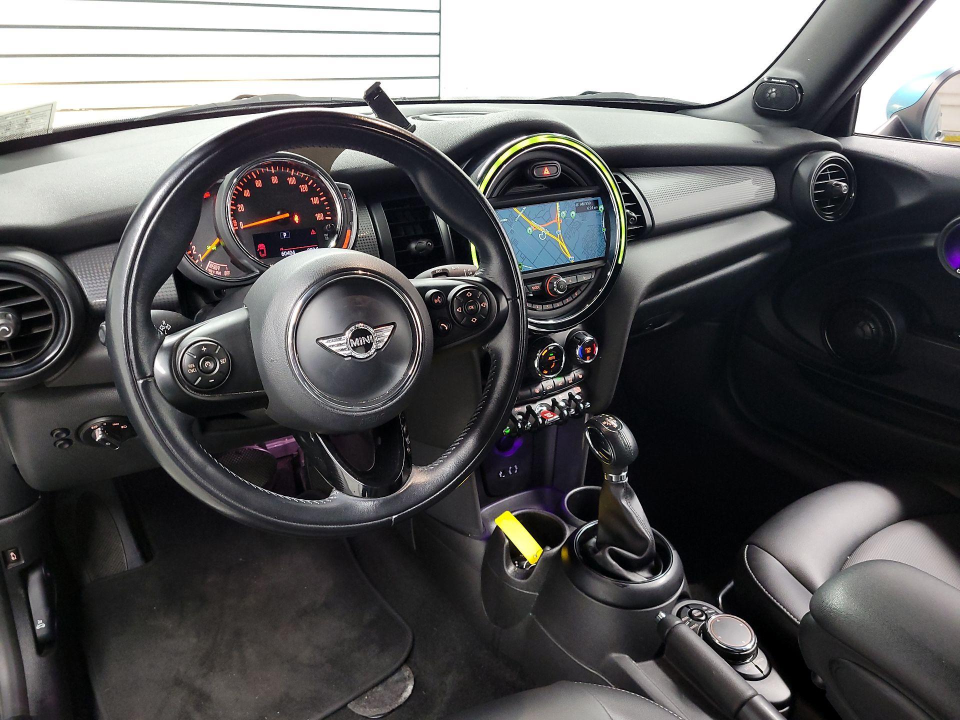 Thumbnail: 2018 MINI Cooper - 9