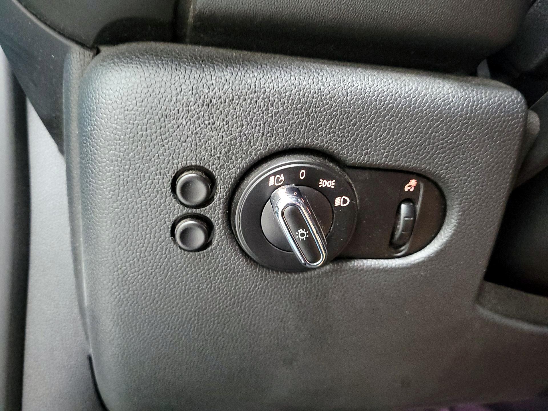 Thumbnail: 2018 MINI Cooper - 13