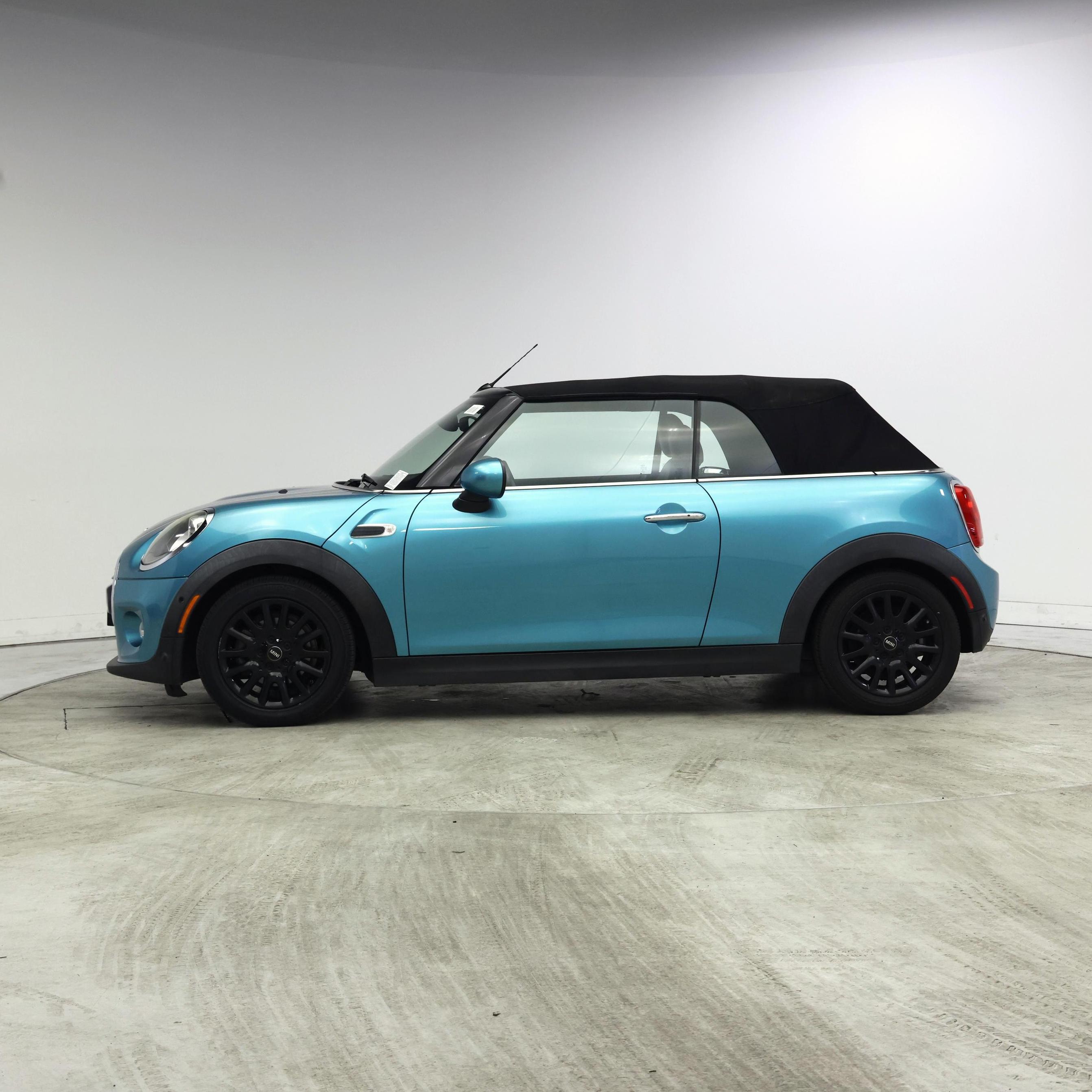 Thumbnail: 2018 MINI Cooper - 3